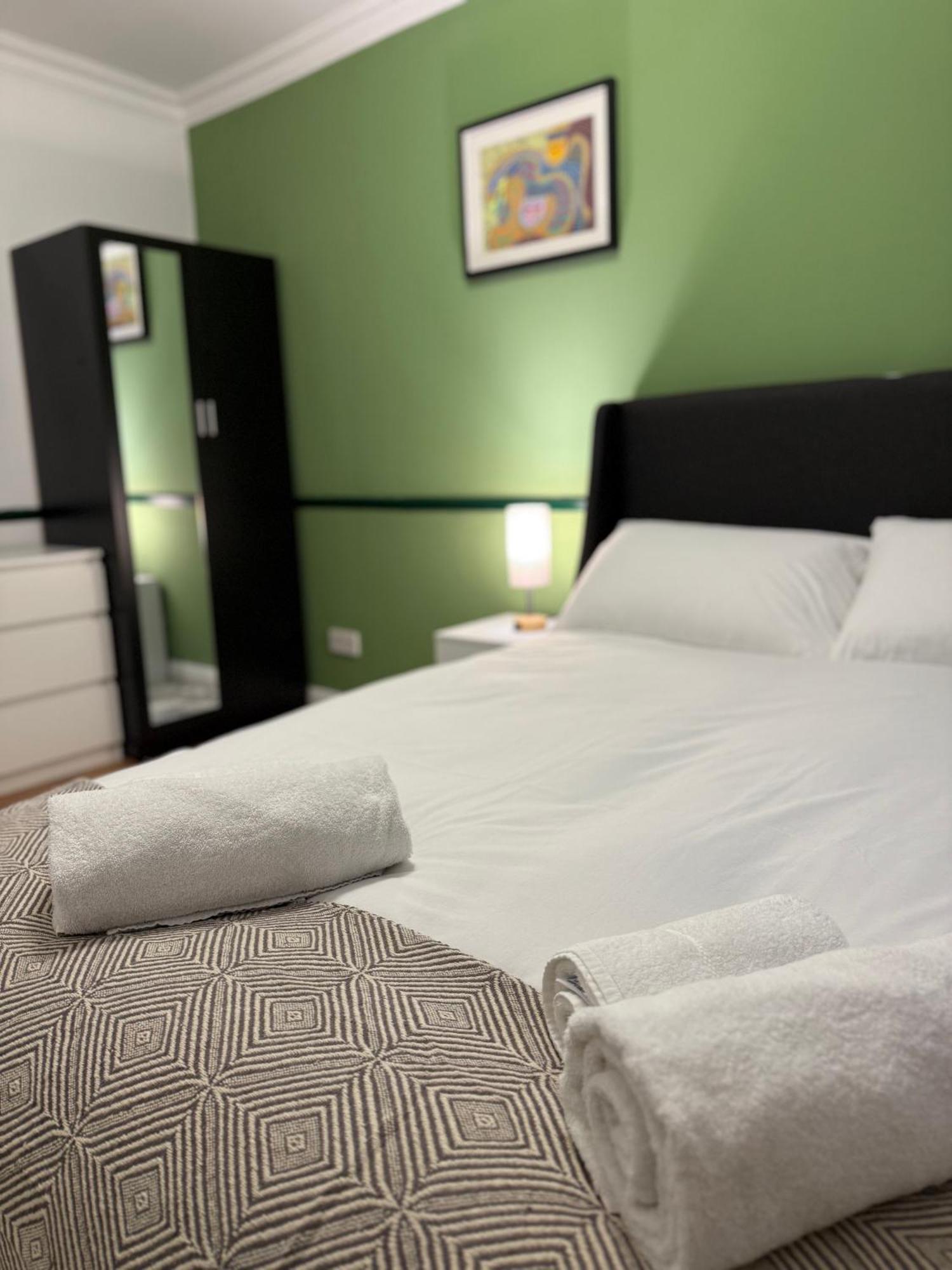 Rumi's Serenity Apartment London