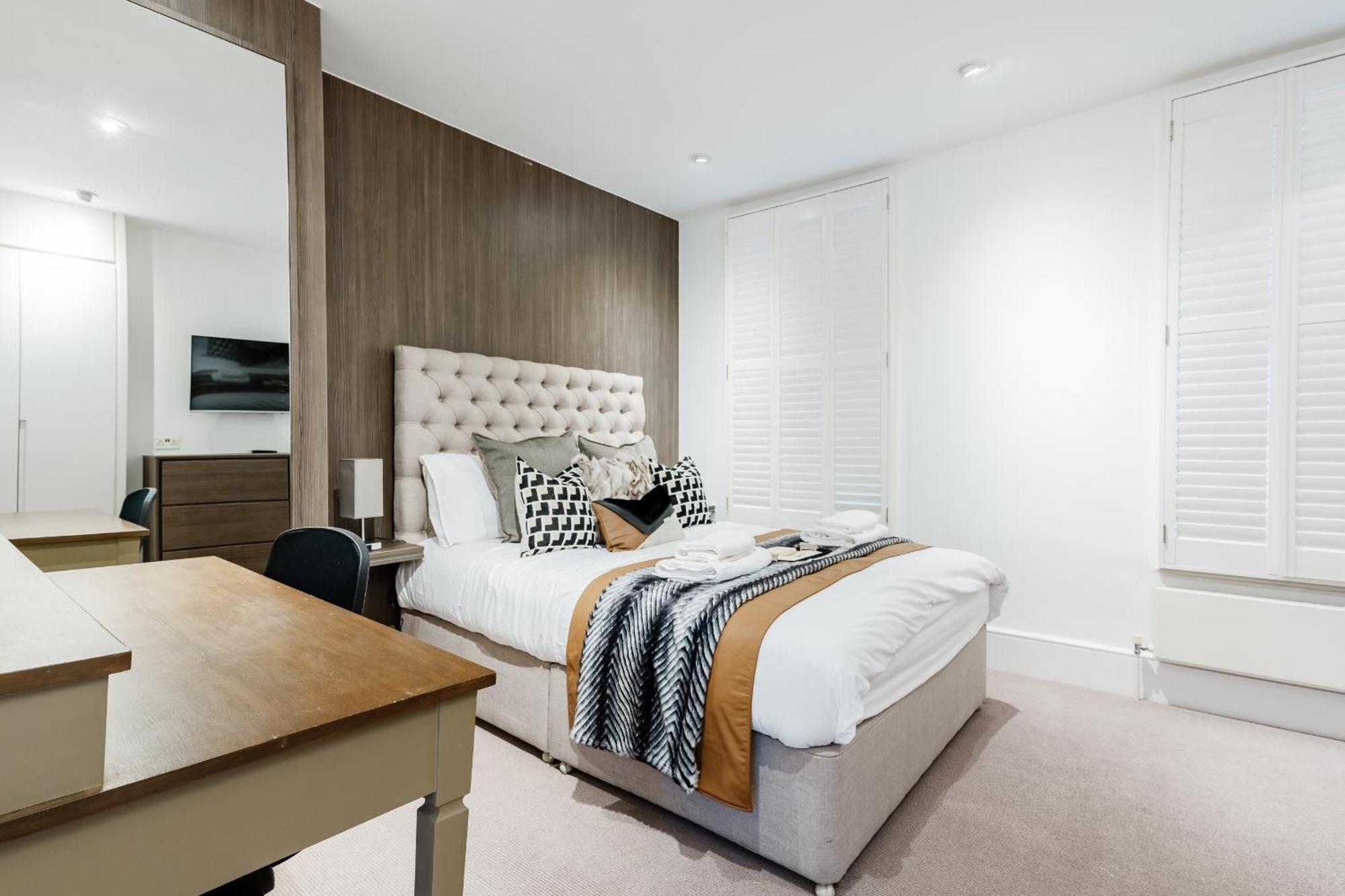 Villa Luxury 3brs Home, Spacious And Cozy In Victoria