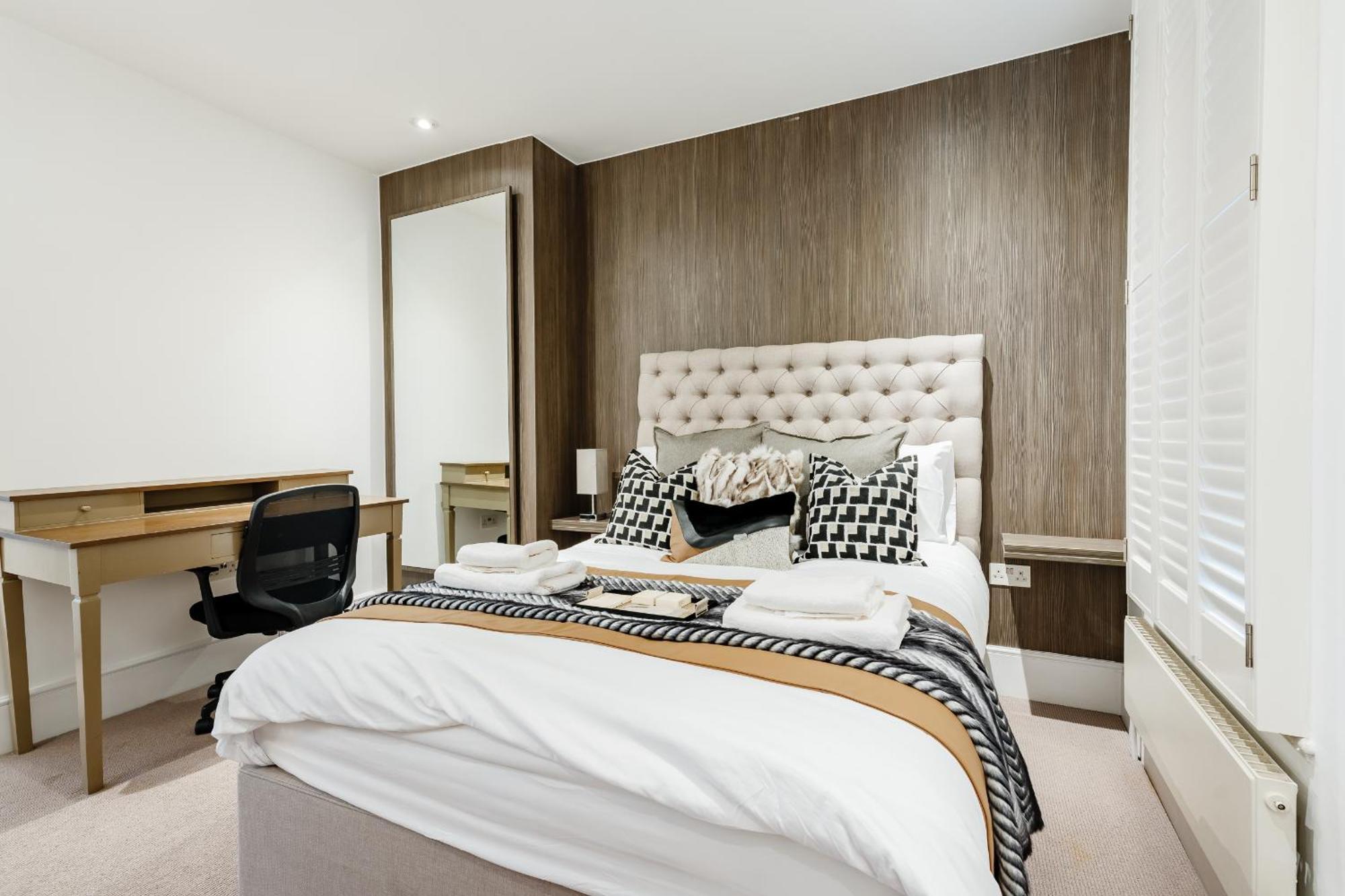 Villa Luxury 3brs Home, Spacious And Cozy In Victoria