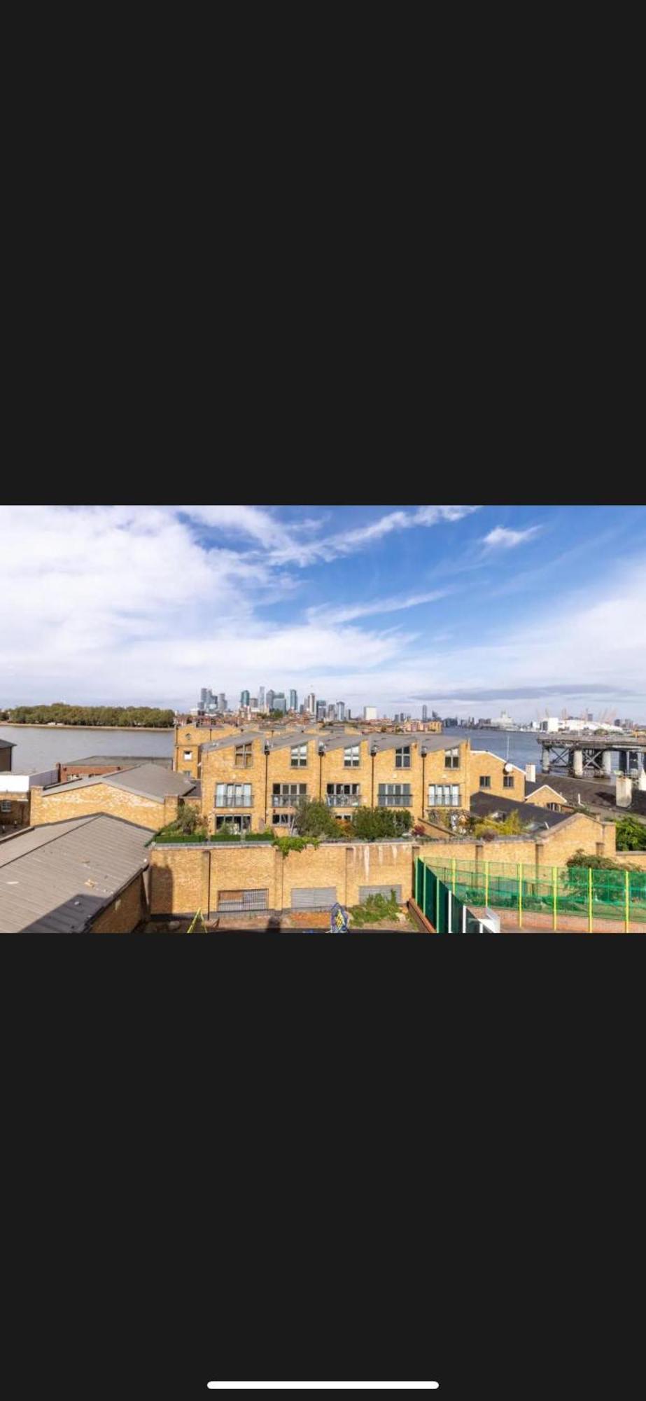Millharbour Guest house