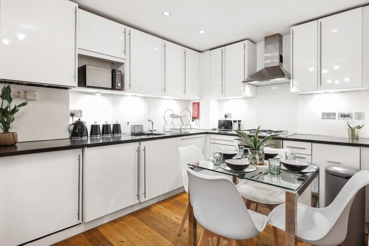 West End - Sleeps 5 - Amazing Location Apartamento Londres