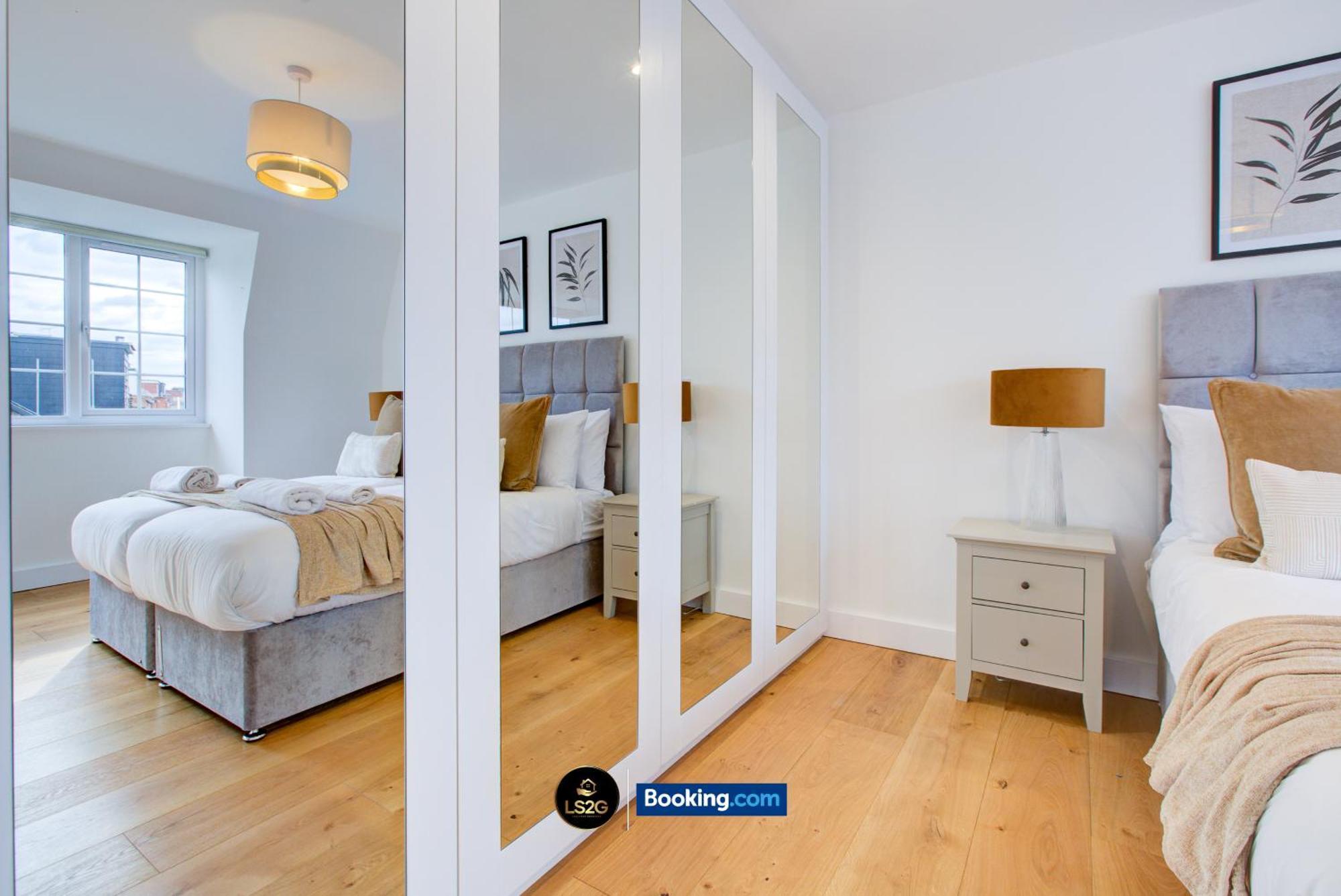 Apartment 2 Bedroom By Ls2g Short Lets & Serviced Greater With Private Balcony