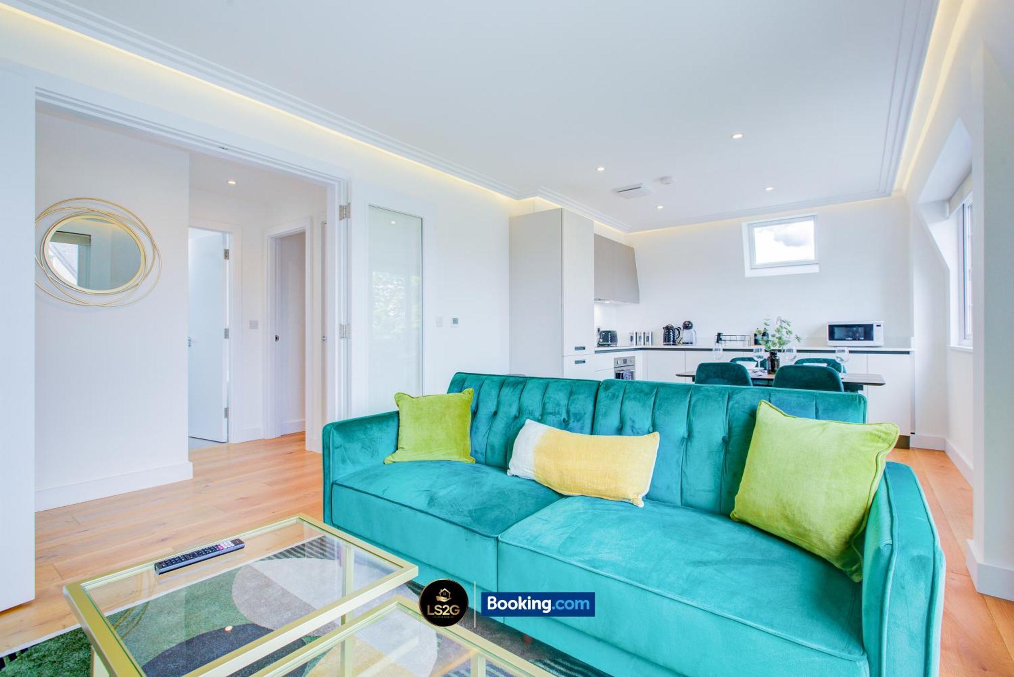 Apartamento Stylish 2 Bedroom Flat By Ls2g Short Lets & Serviced Greater With Balcony And Easy Access Londres
