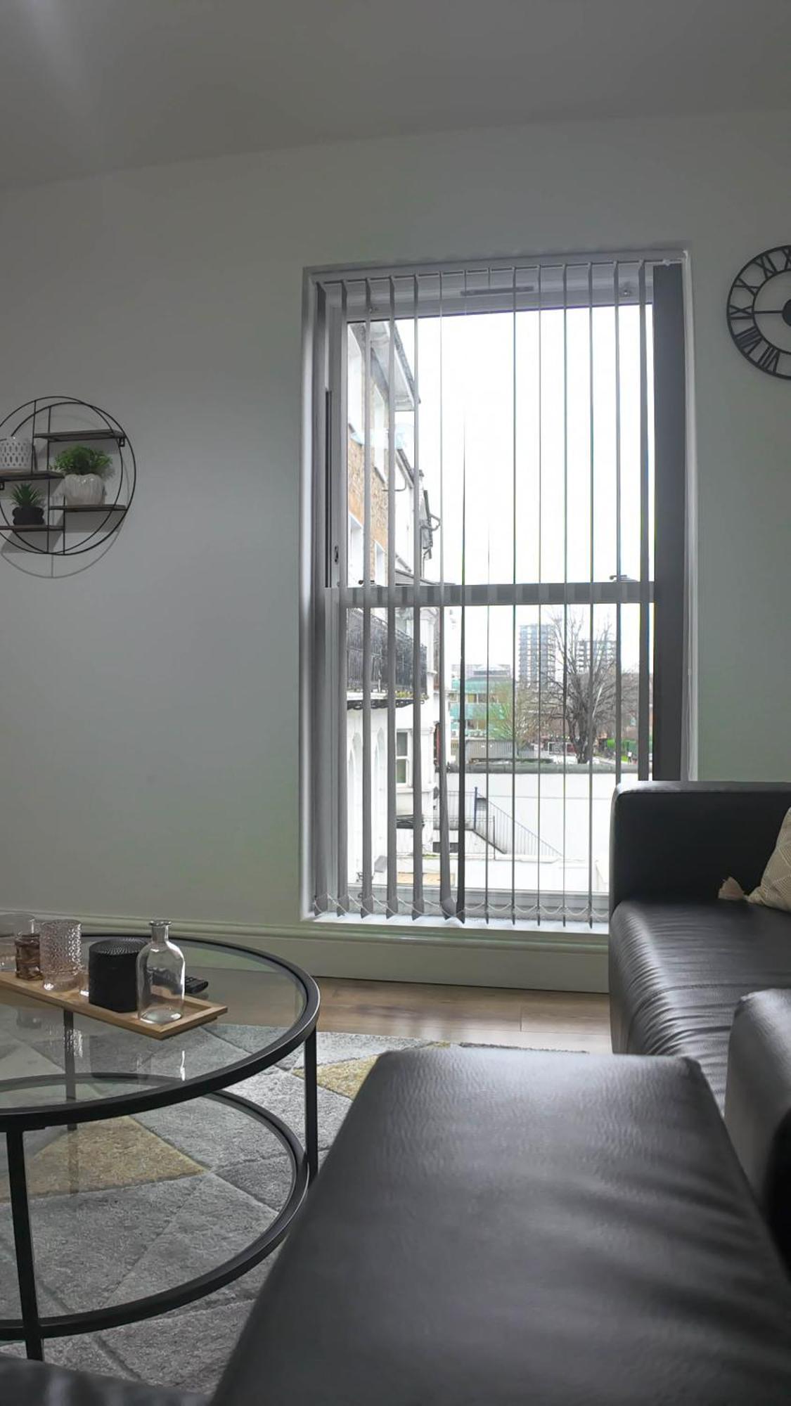 Duplex 3 Bed With Patio In Camden Wr202 Apartment London