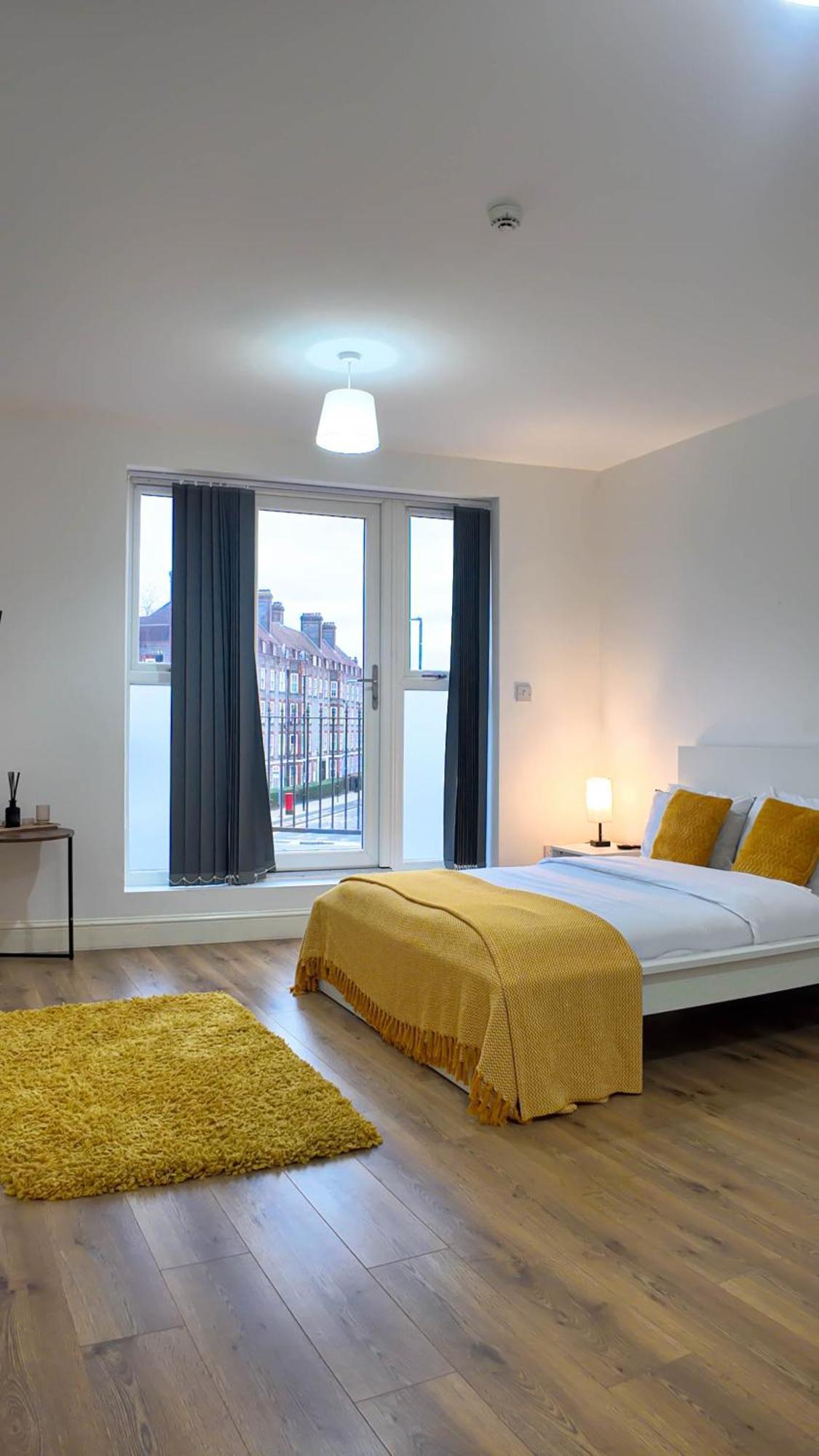 Spacious 2 Bed With Patio In Camden Wr201