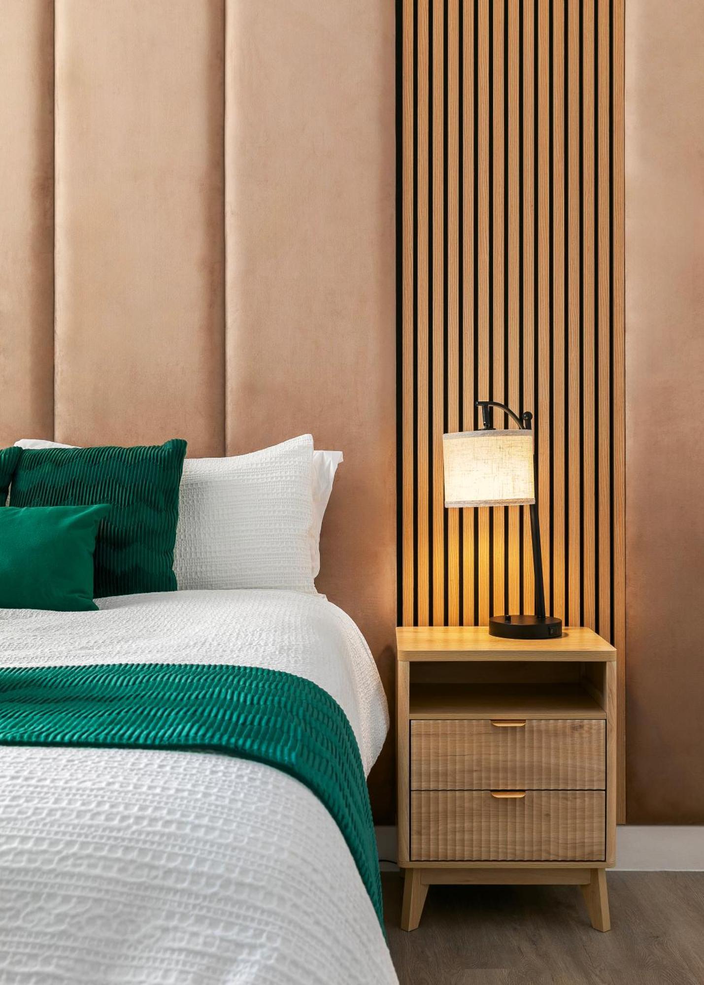 Stylish In Queens Park Apartamento Londres