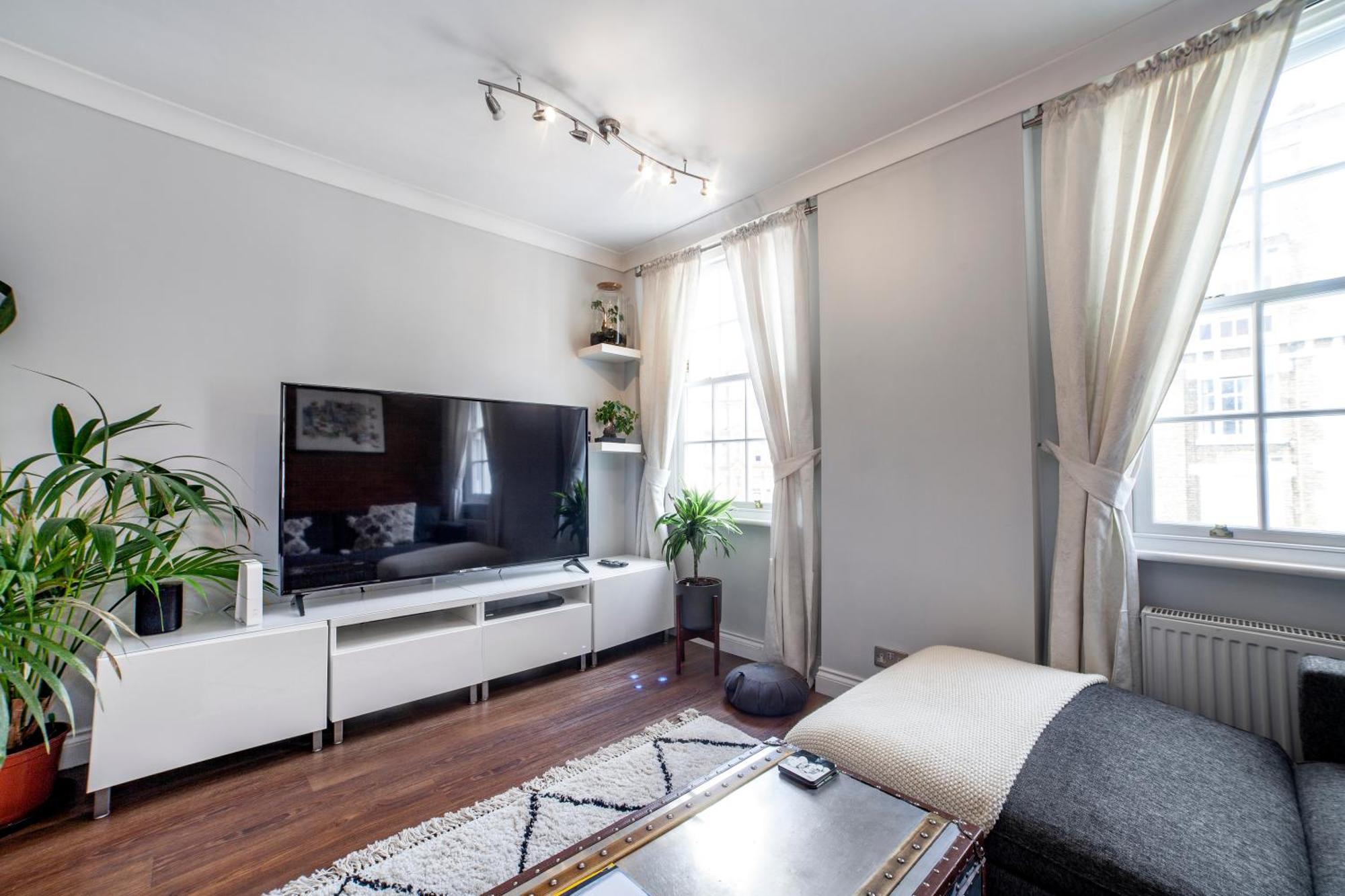 Excellent 2br Apt, Chancery Lane * London