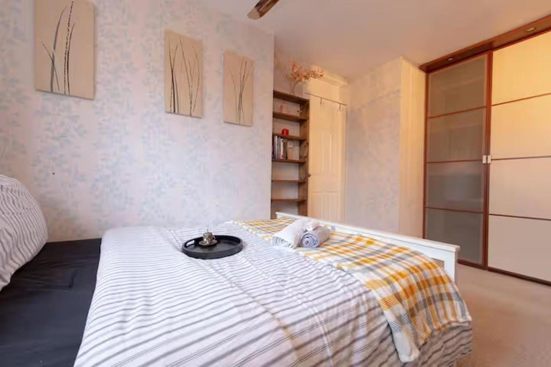 3br-sleeps9-parking-familyfriendly-nearexcel Casa de férias Londres