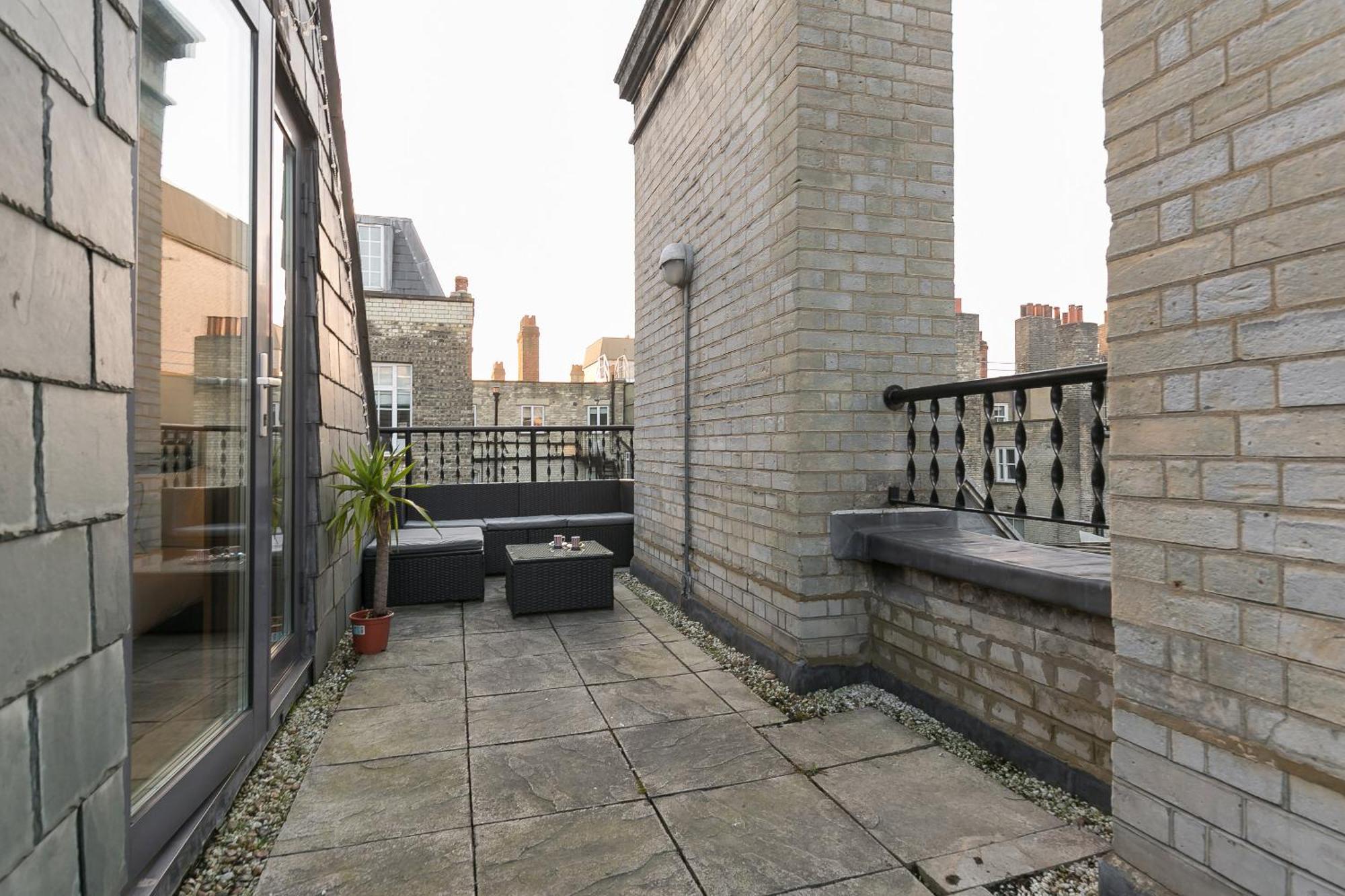 Urban Chic - Dorset Street Apartment