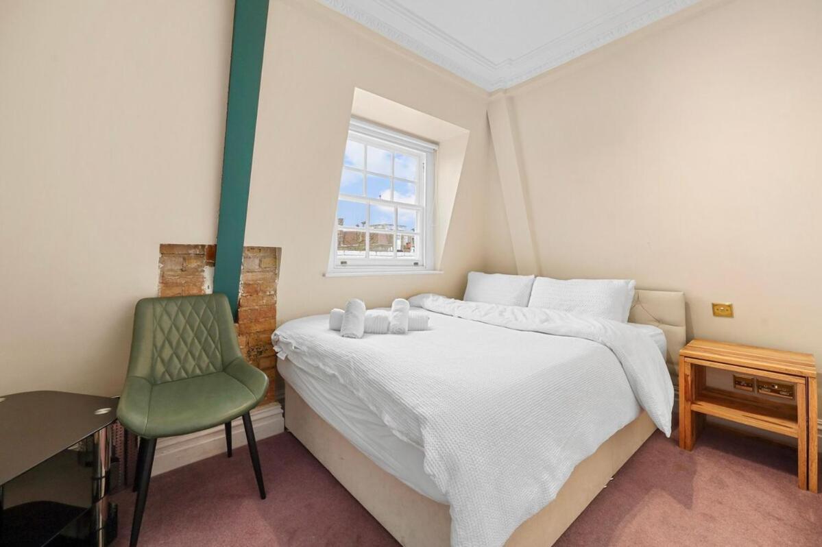 1br Furnished W Sofa Bed In Chelsea *