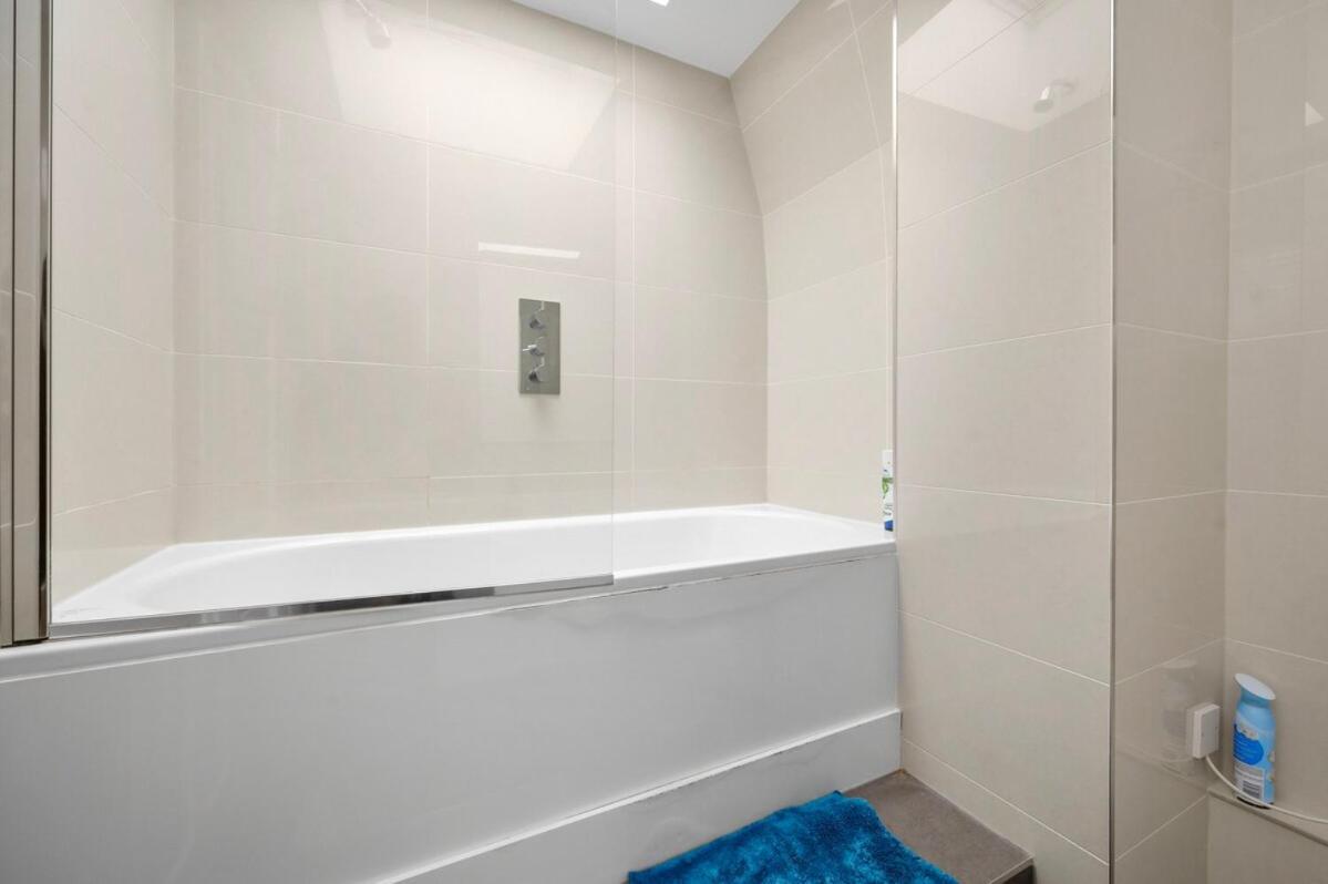 1br Furnished W Sofa Bed In Chelsea