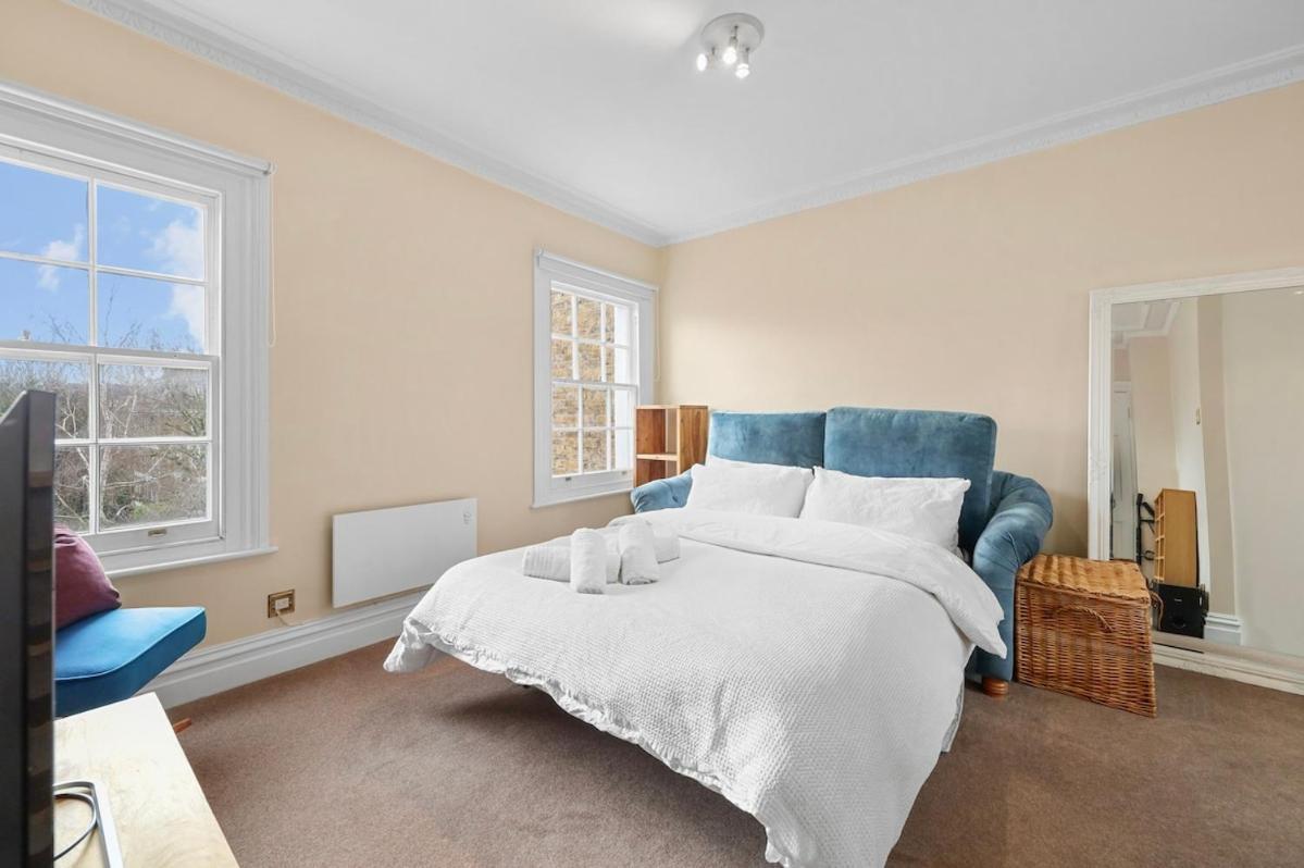 1br Furnished W Sofa Bed In Chelsea Apartment
