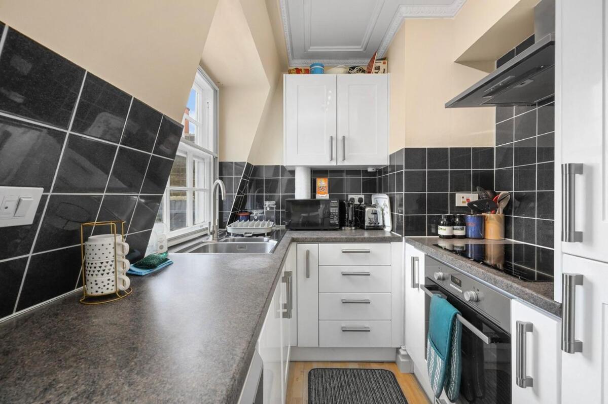 1br Furnished W Sofa Bed In Chelsea London