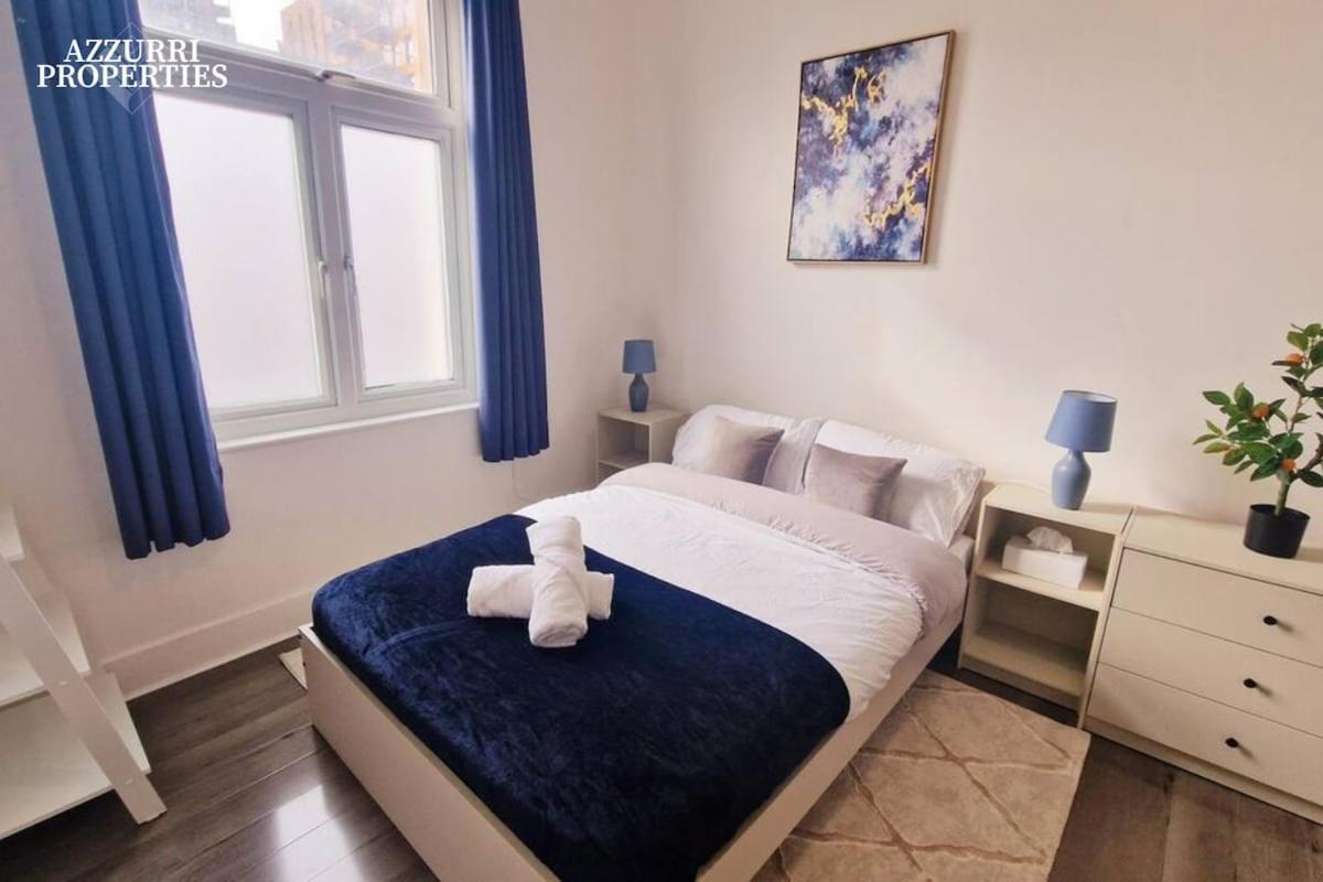 Short Stays At Barking Road