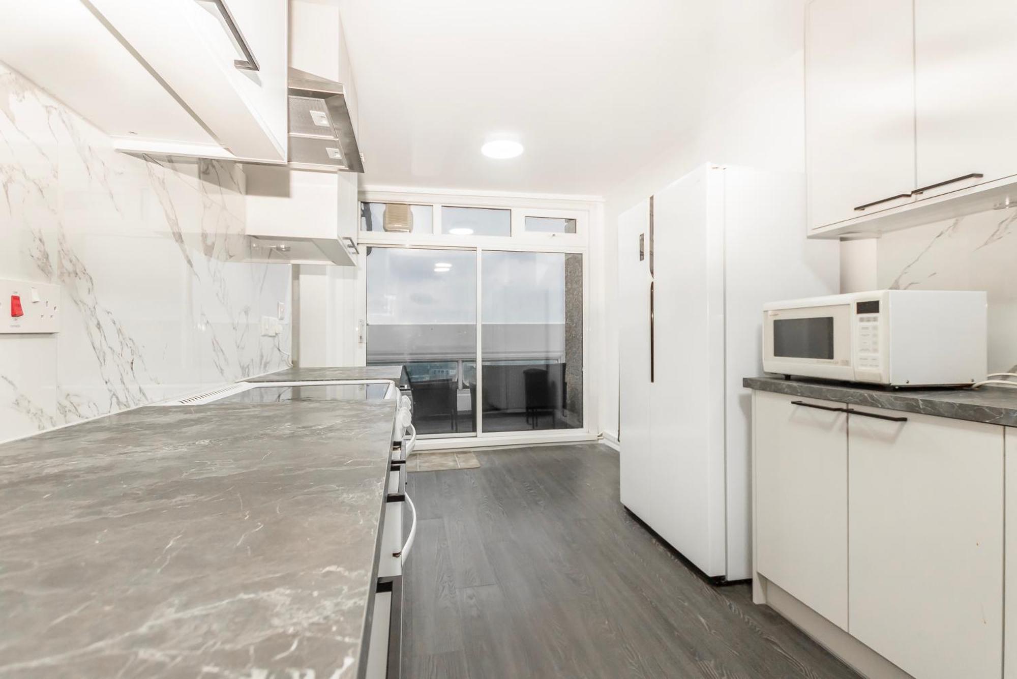 Apartamento Spacious Two Bed With Glorious Views Of Prime *