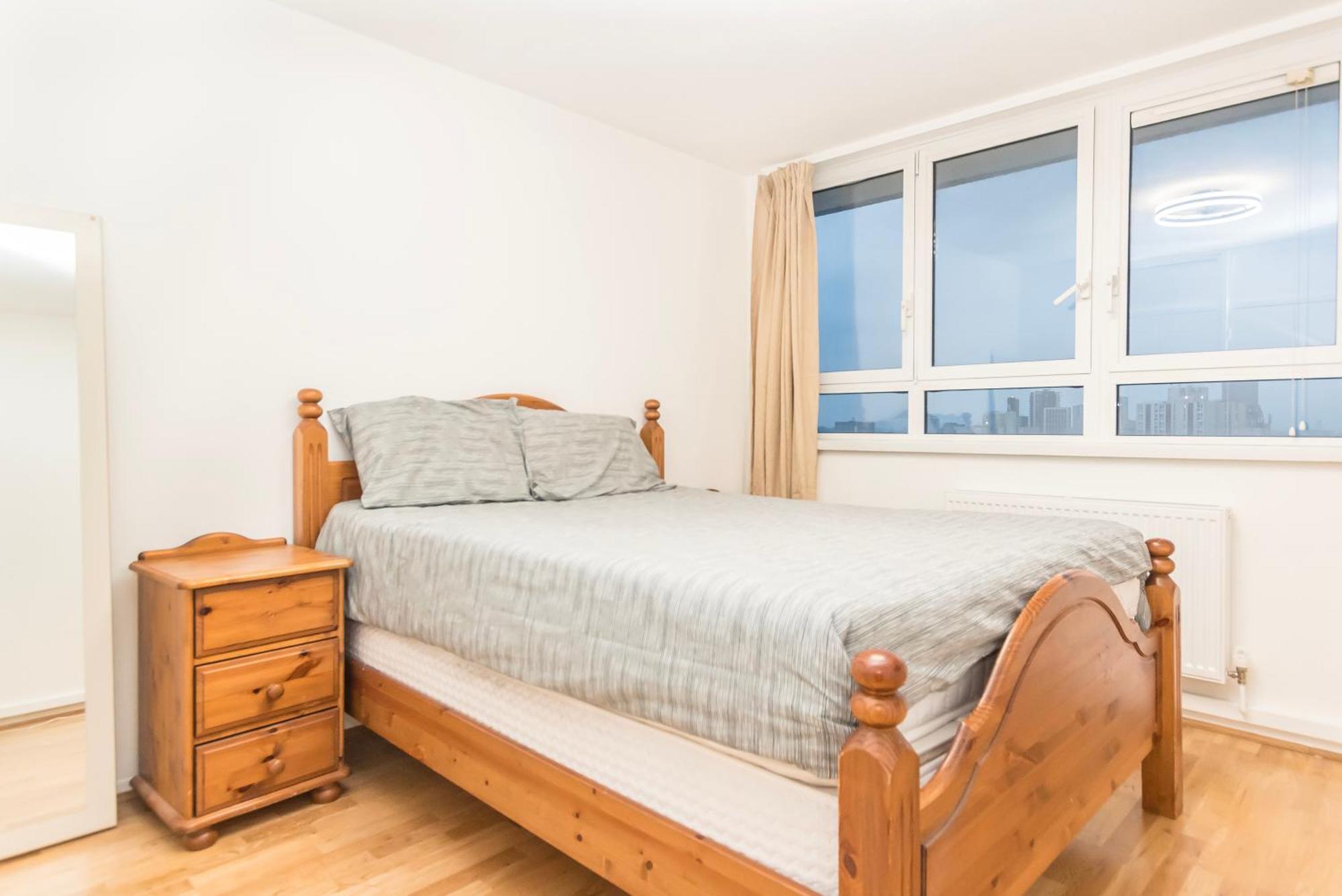 Spacious Two Bed With Glorious Views Of Prime * Londres