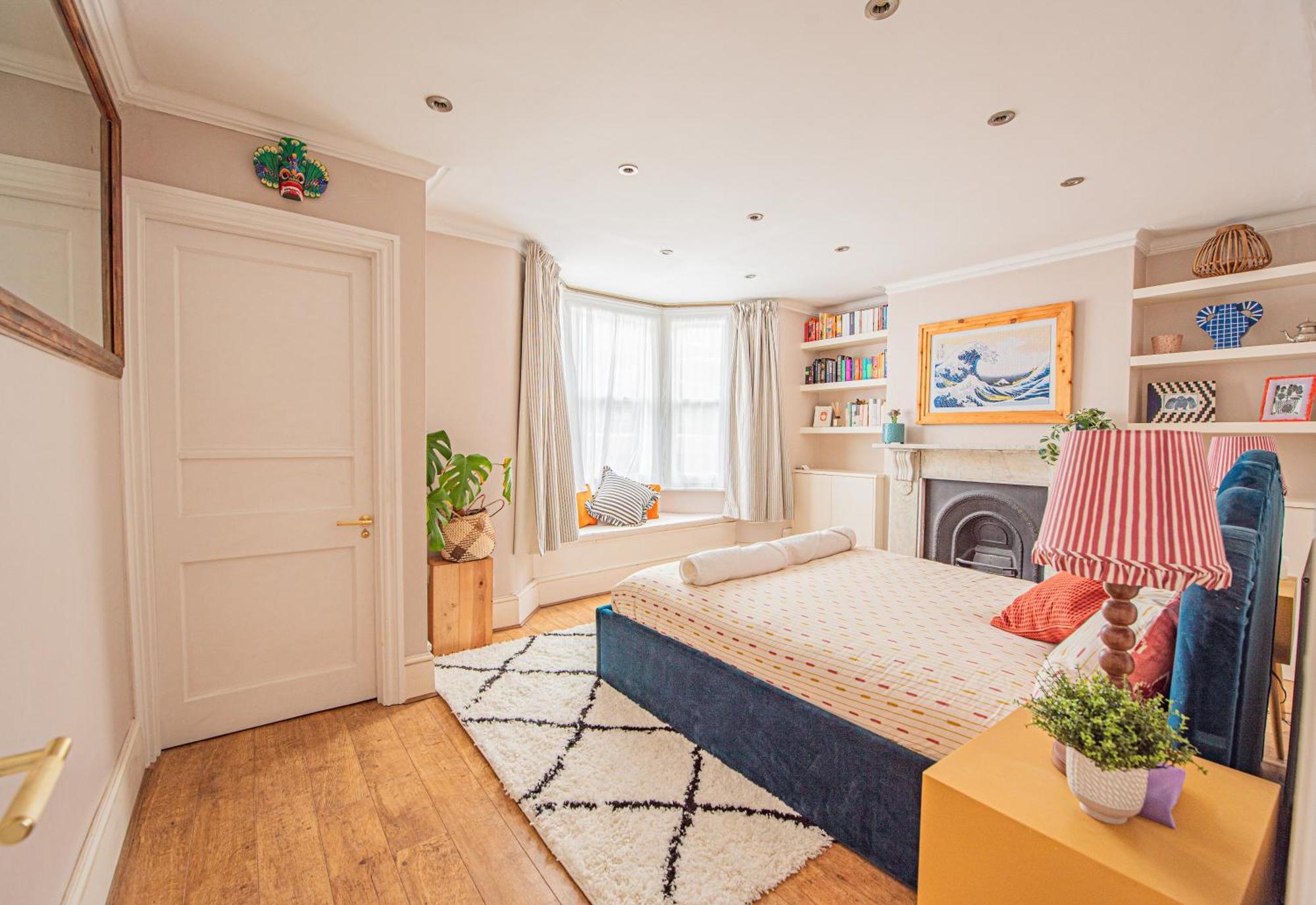 Apartment Stylish 2-bed Flat Near Hammersmith & Holland Park