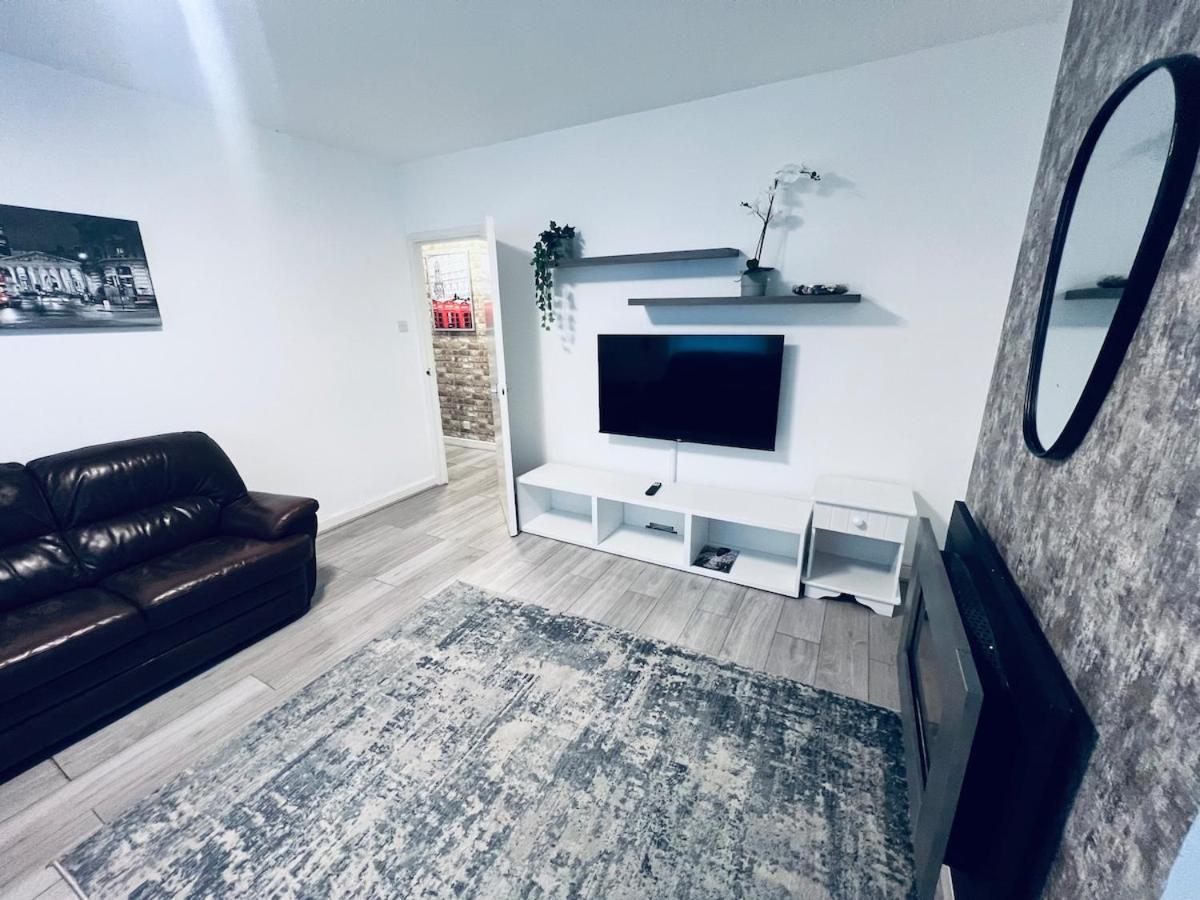 Elegant Urban Escape In *