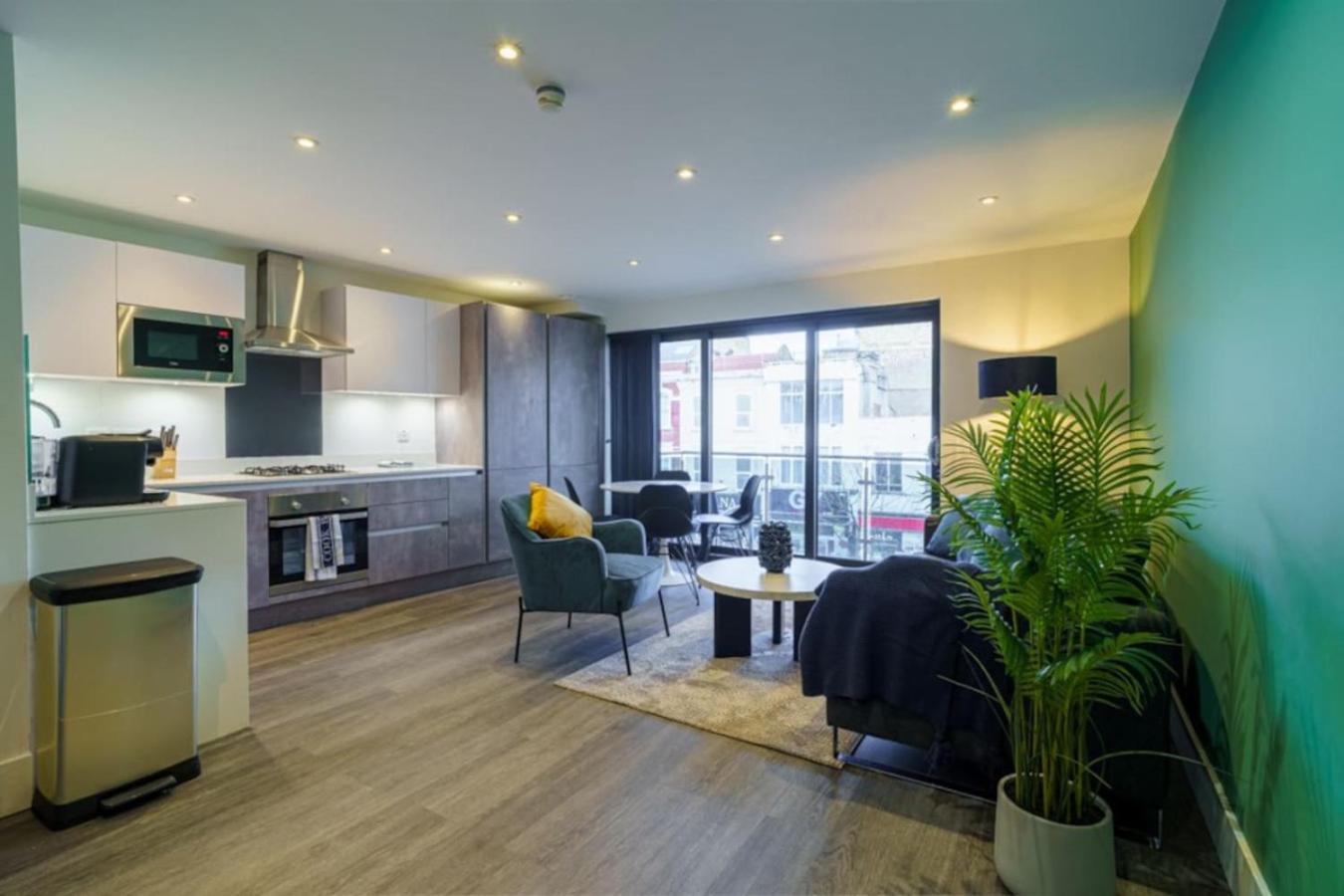 Chic 1br Retreat In Whitechapel Apartment London