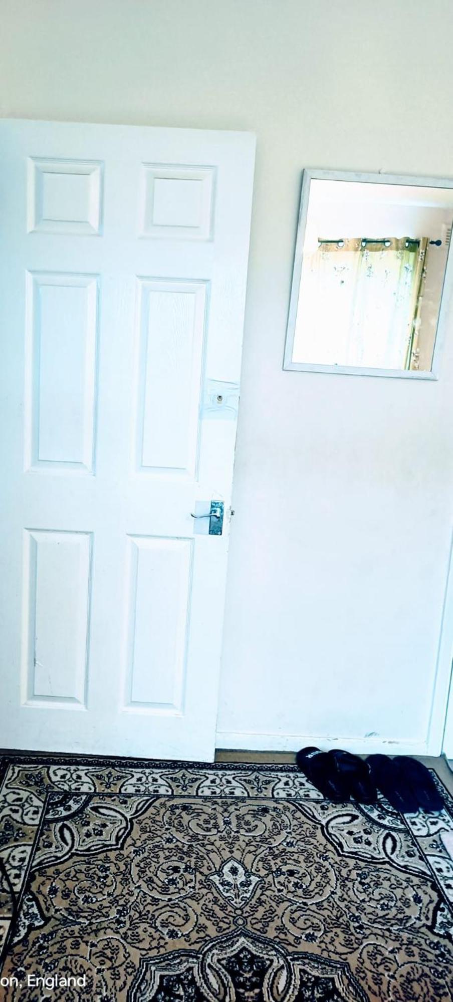 London's Bed With Breakfast & Free Parking Hospedagem domiciliar Londres