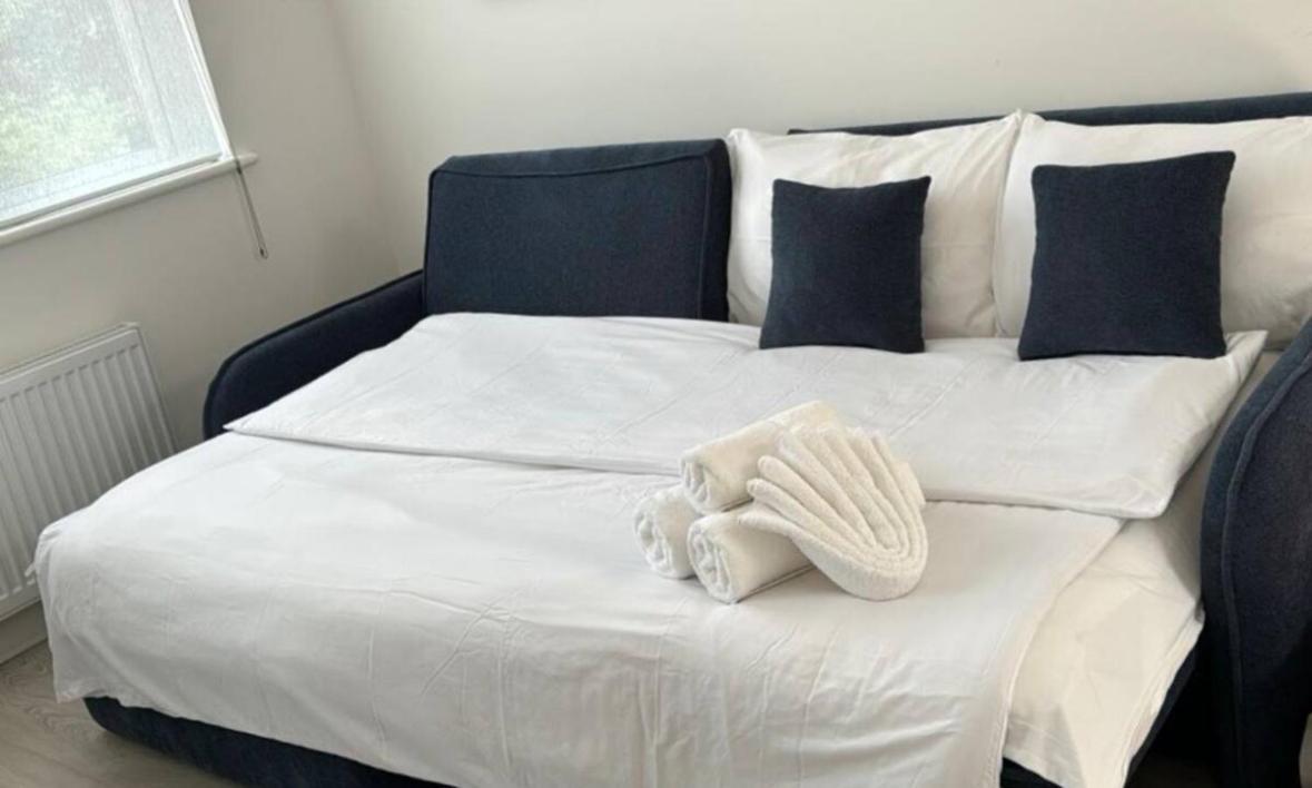 Apartment 1 Bedroom Flat In Barons Court *