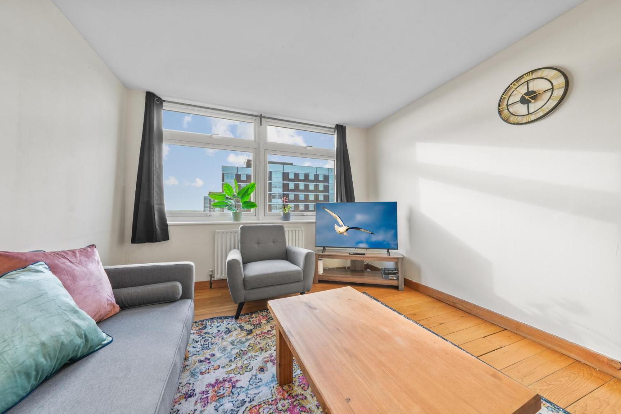 Premier Westfields Penthouse Apartment *