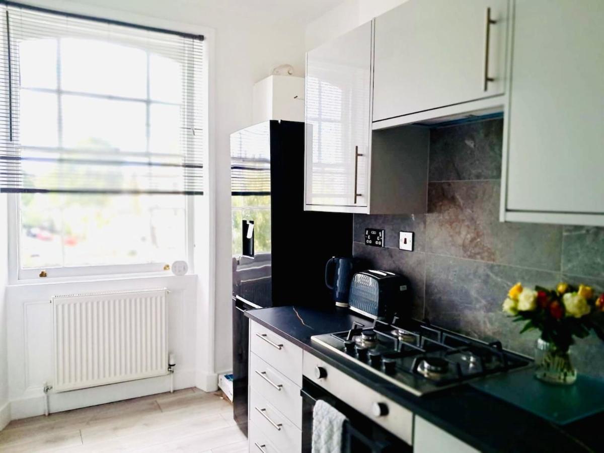 Apartment Newly Refurbished Flat In The Heart Of London