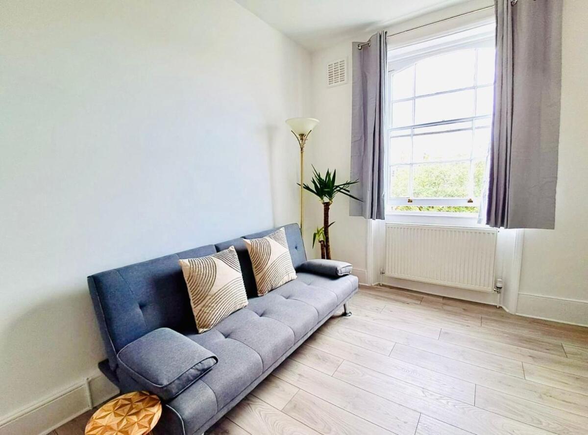 Newly Refurbished Flat In The Heart Of London