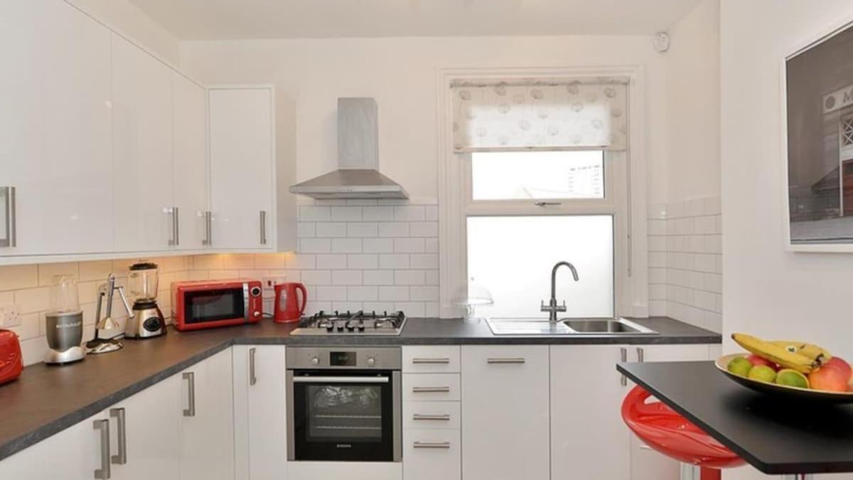 Elegant & Spacious 3 Bed * London