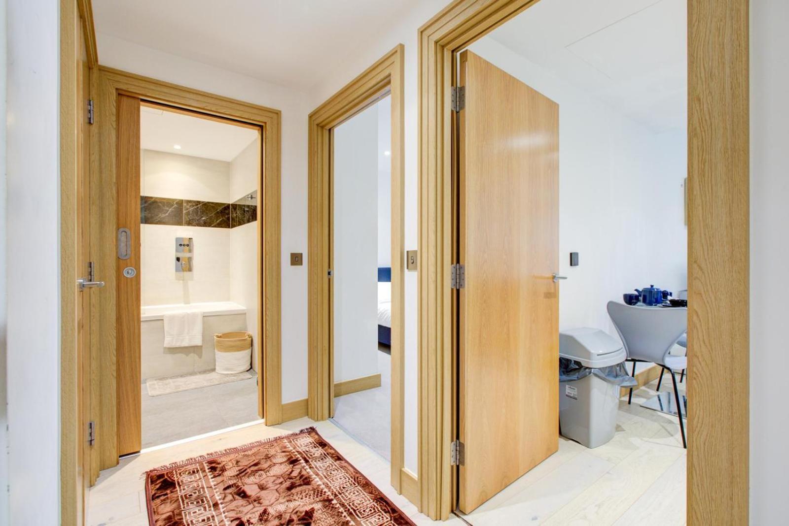 Oxford Street Exclusive Apartment