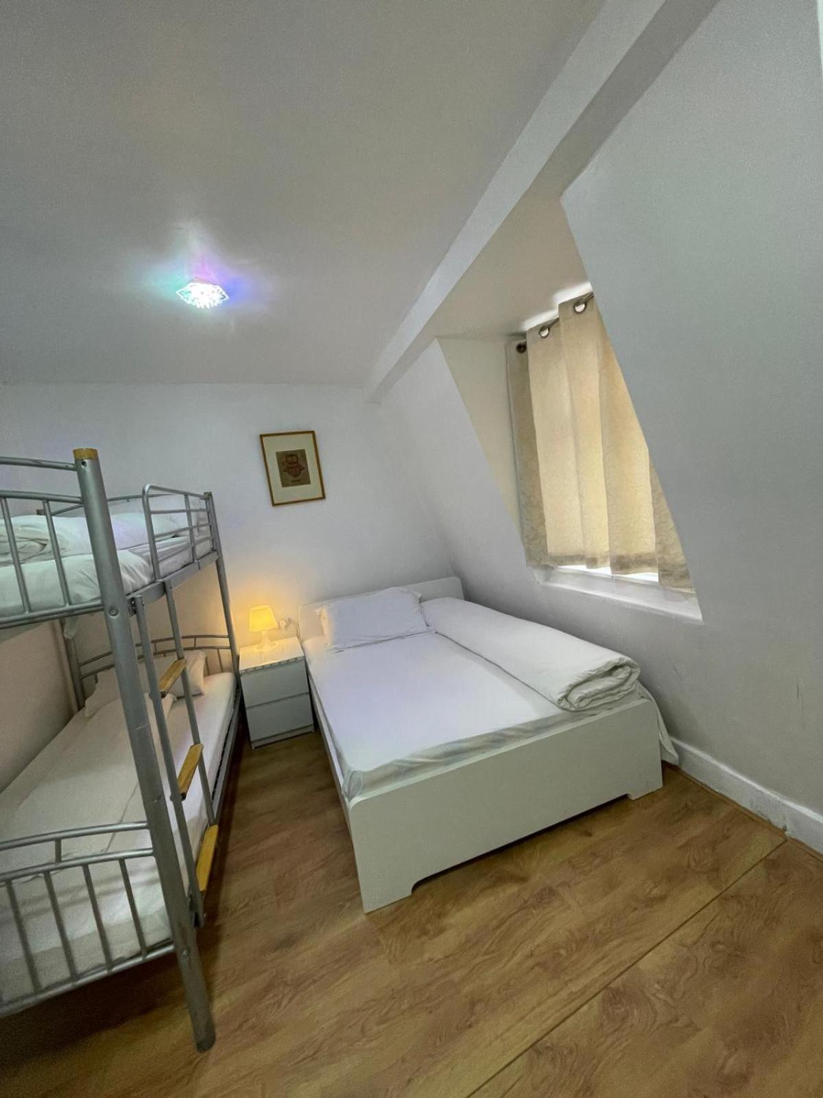 E1 -flats Apartamento