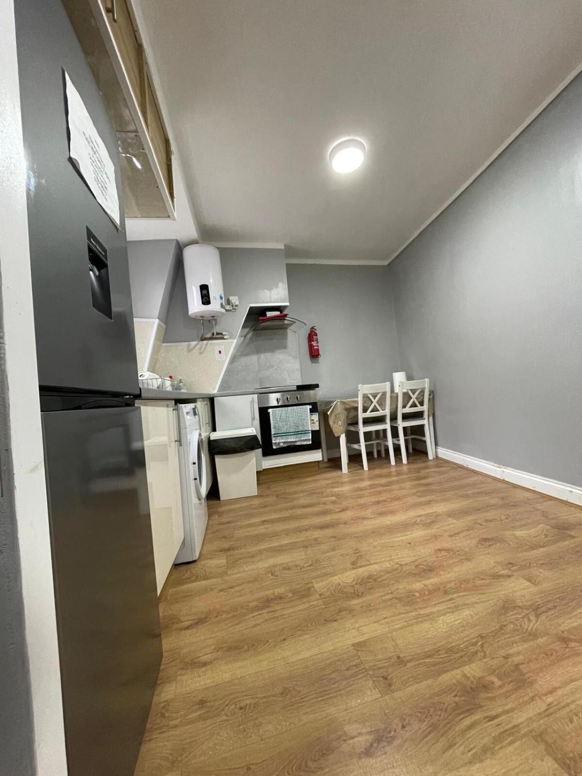 E1 -flats Apartamento