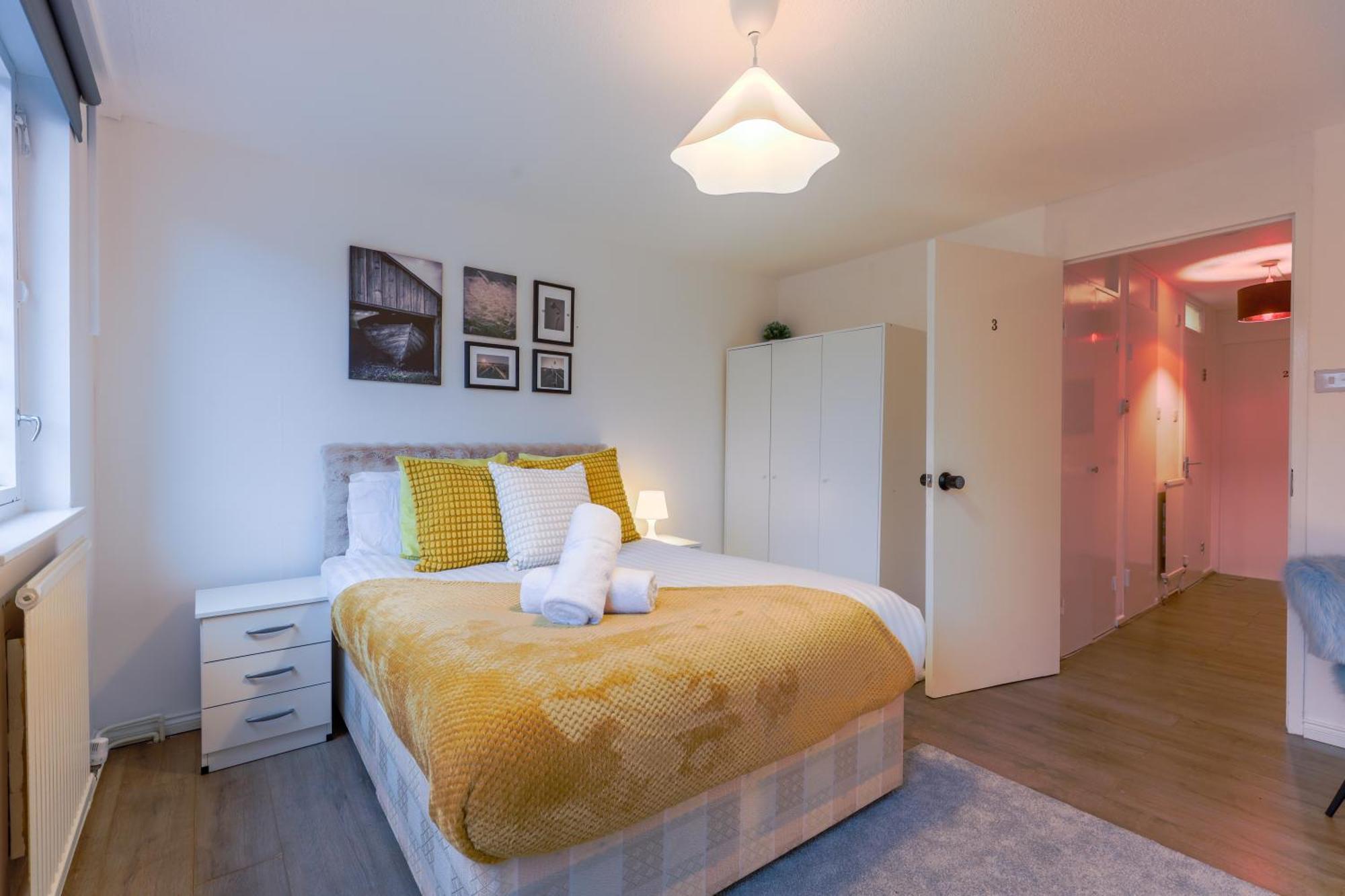 Opulent Retreat Guest house London