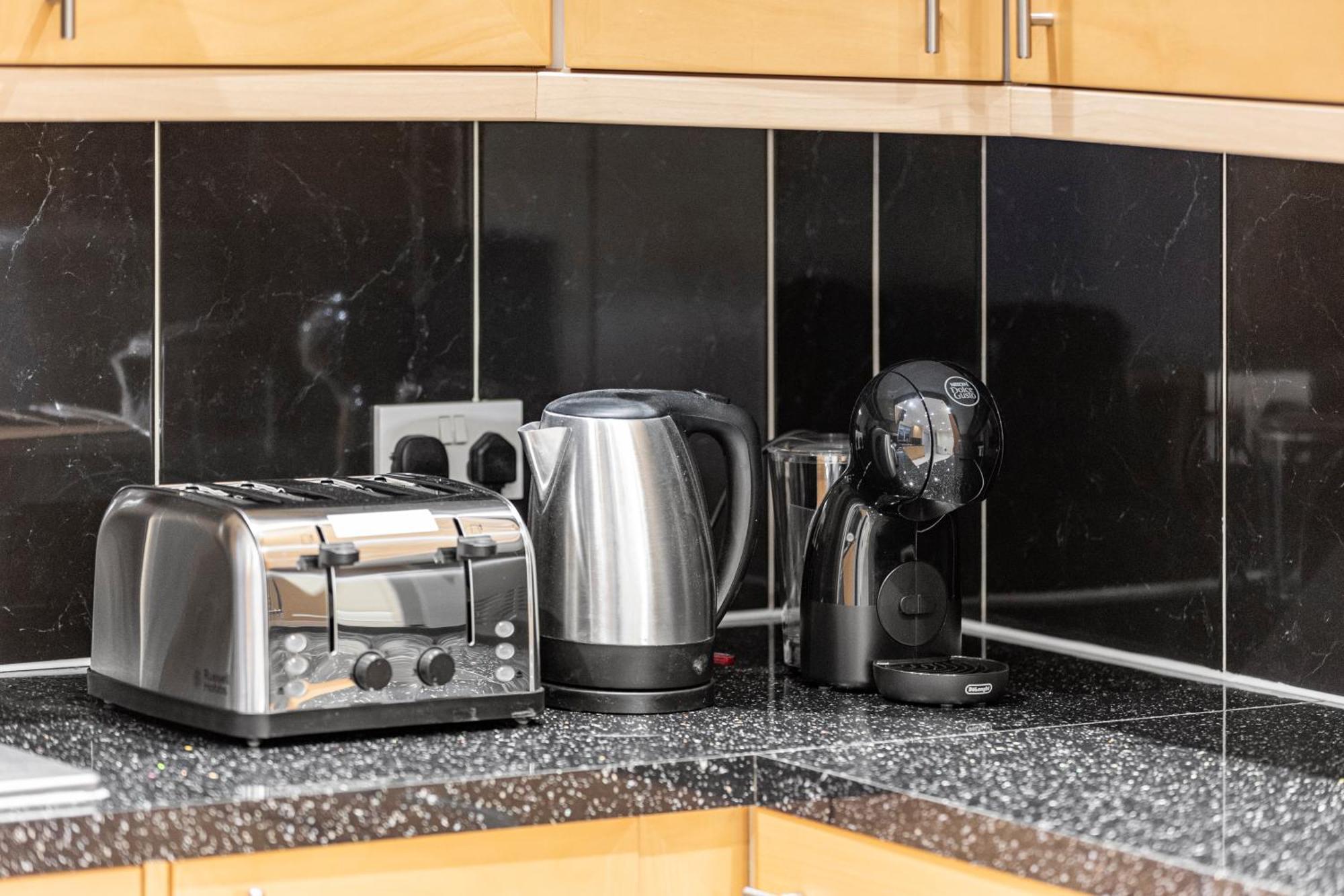 Spacious 4 Bedroom House Holiday home