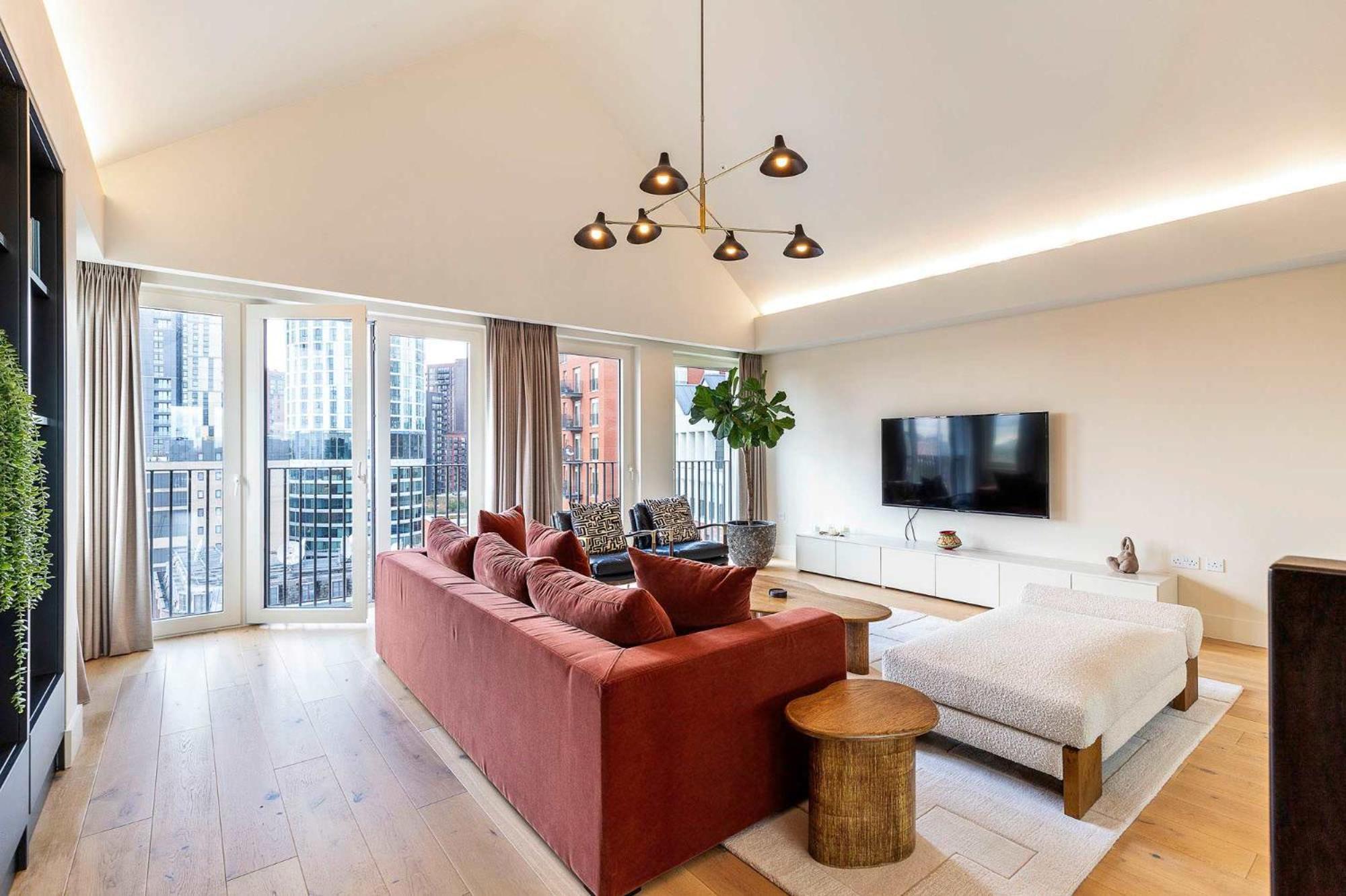 3br 2bth Penthouse In *