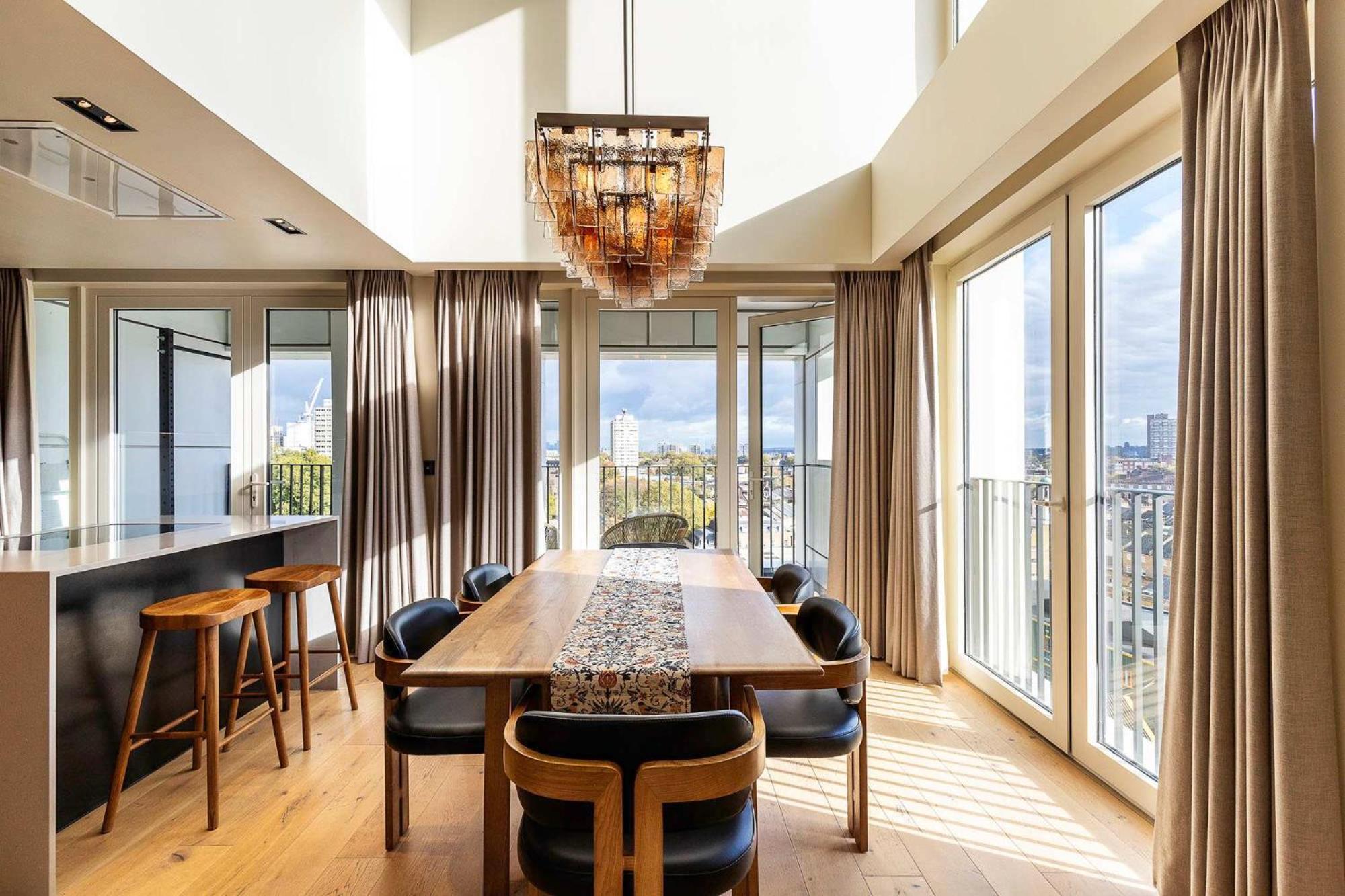 Apartment 3br 2bth Penthouse In