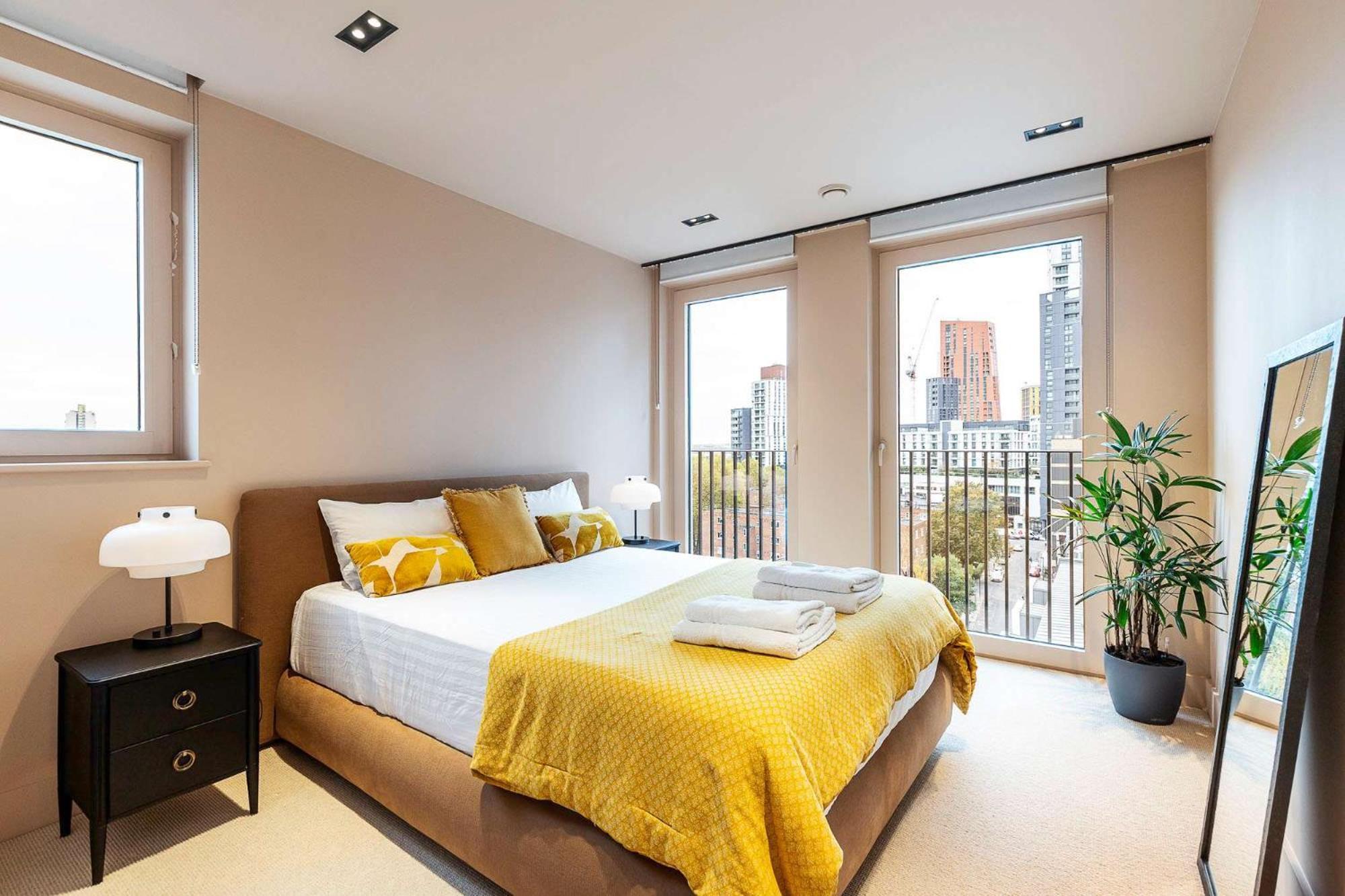 3br 2bth Penthouse In Apartment