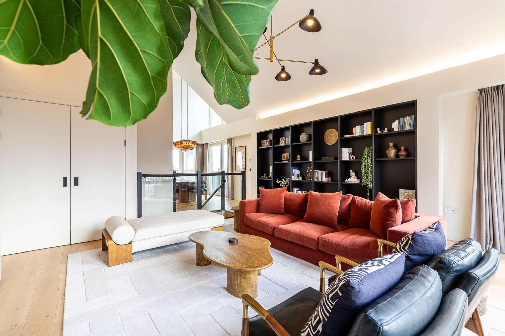 3br 2bth Penthouse In London
