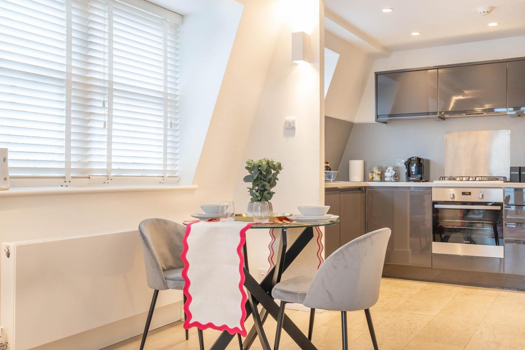 Berryland 11 By Artsy London