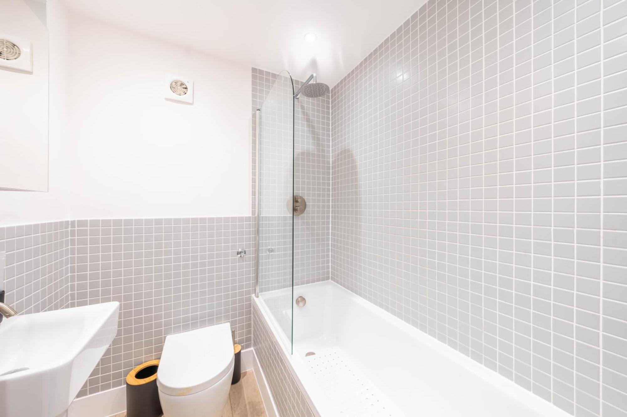 Apartment Berryland 11 By Artsy