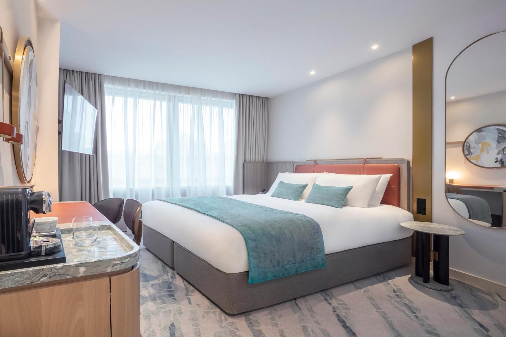 Hotel Dorsett Canary Wharf 4*