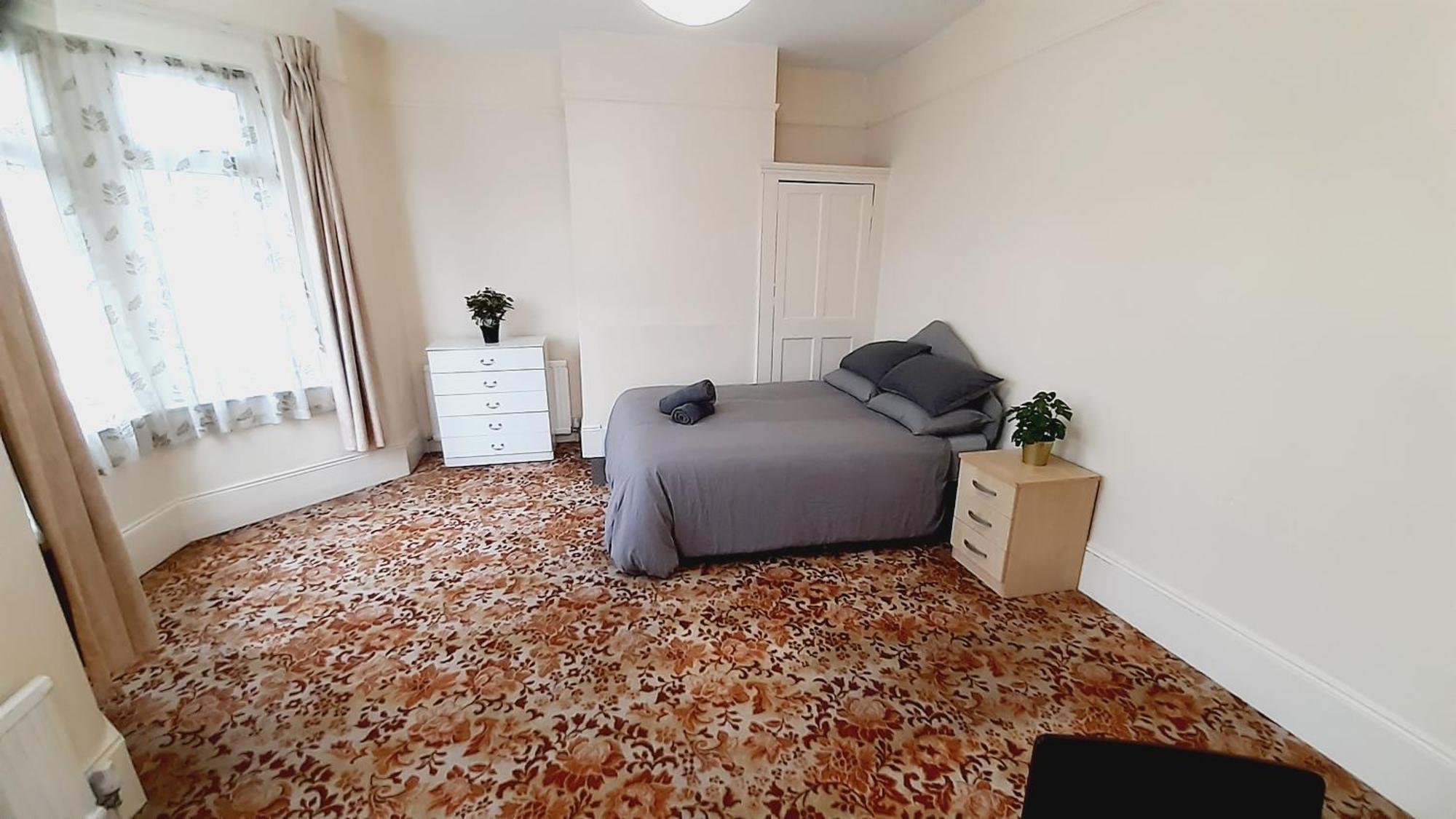Hospedagem domiciliar Shared House E11 Londres