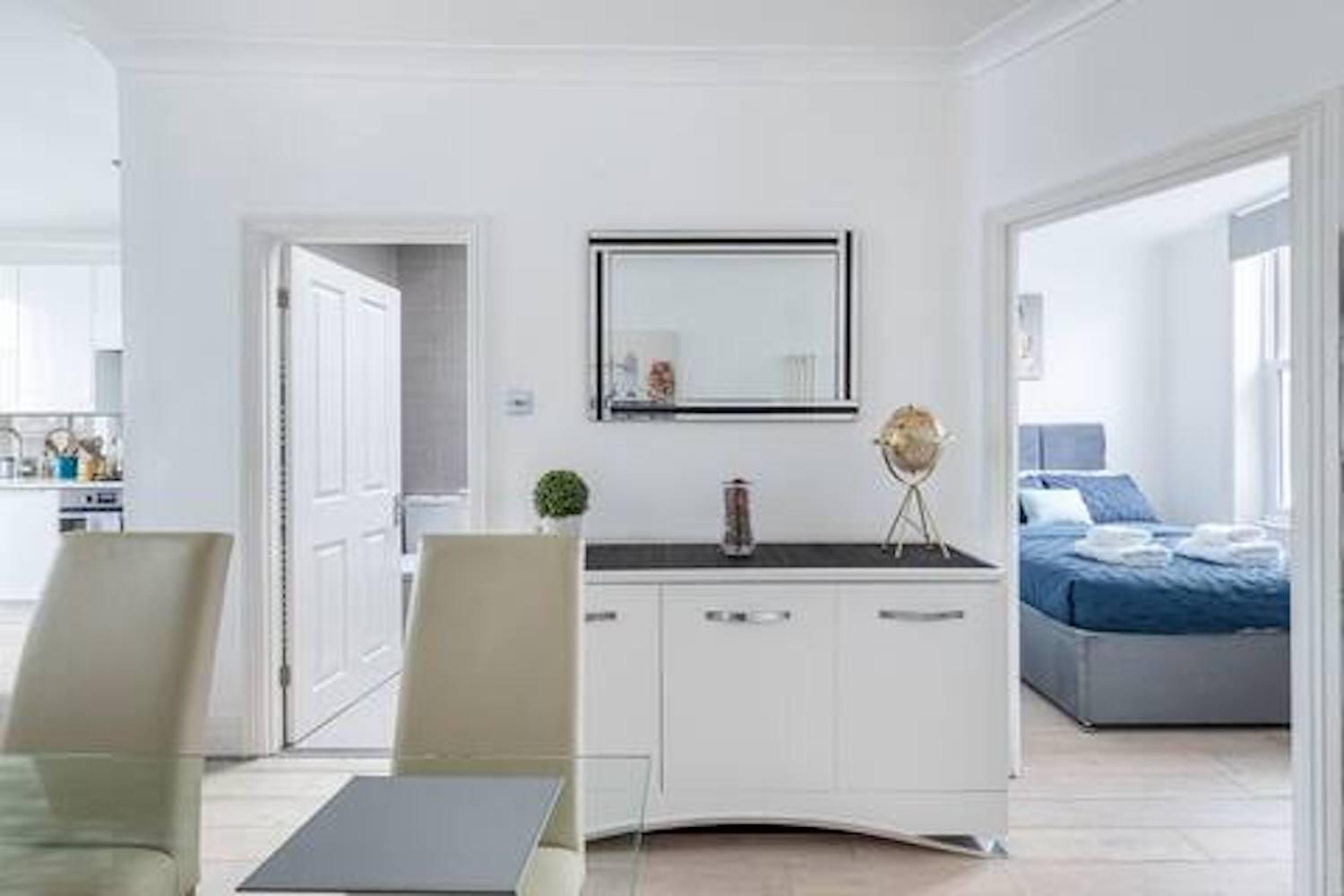Stylish 2br Chelsea Penthouse With Private Rooftop