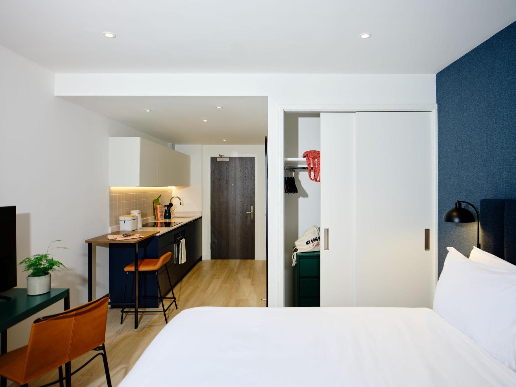Vertus Edit Canary Wharf London