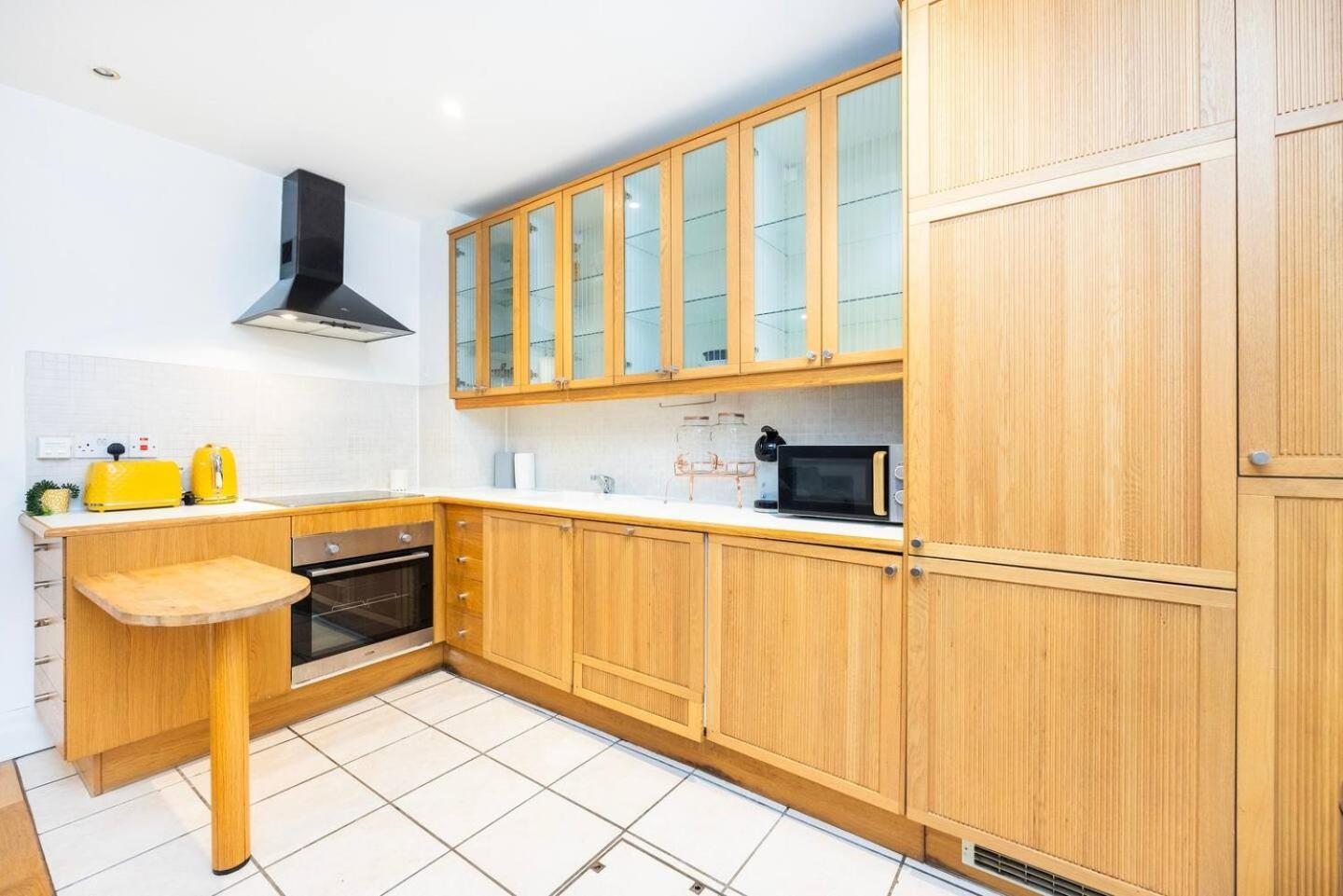 Beautiful With Spacious Garden - Earl's Court Casa de férias Londres