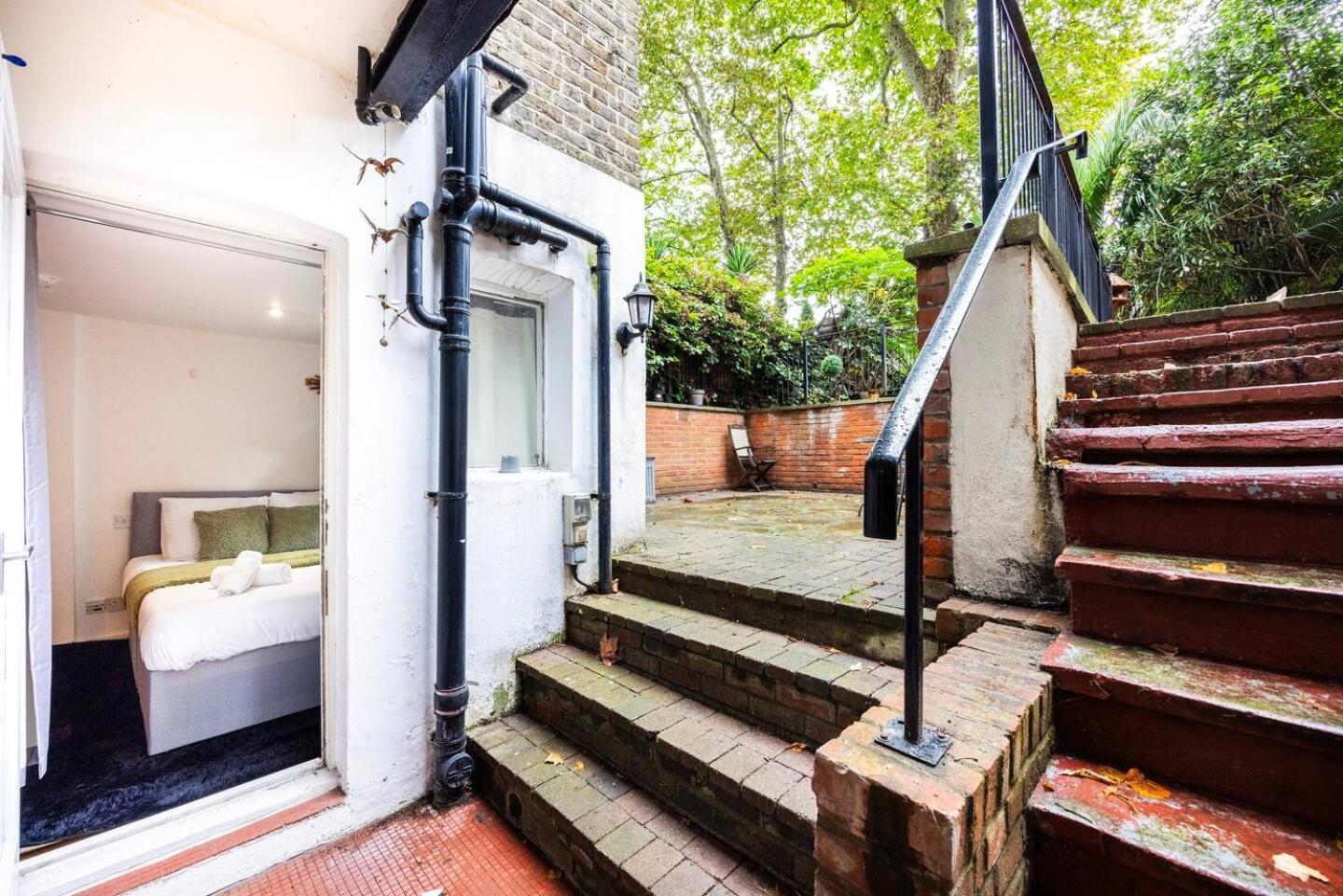 Casa de férias Beautiful With Spacious Garden - Earl's Court