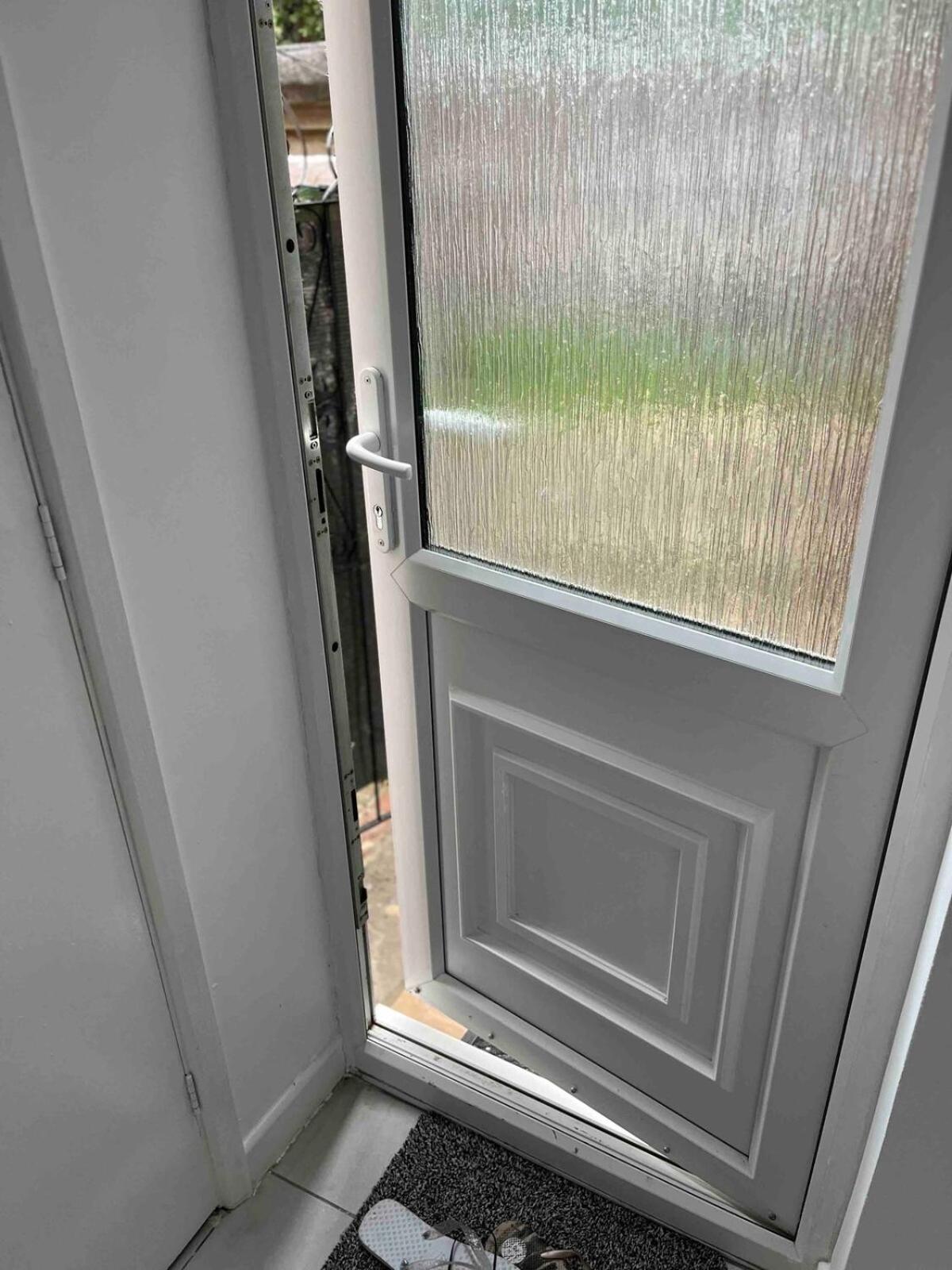 Guest house Flat With Private Entrance London