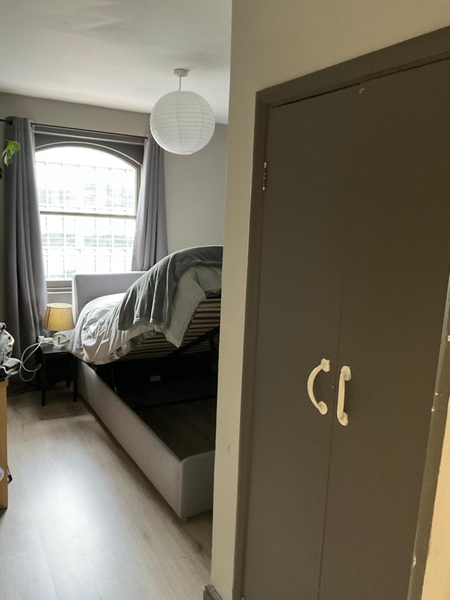 3 Flat Share Fitzrovia, Apartment London