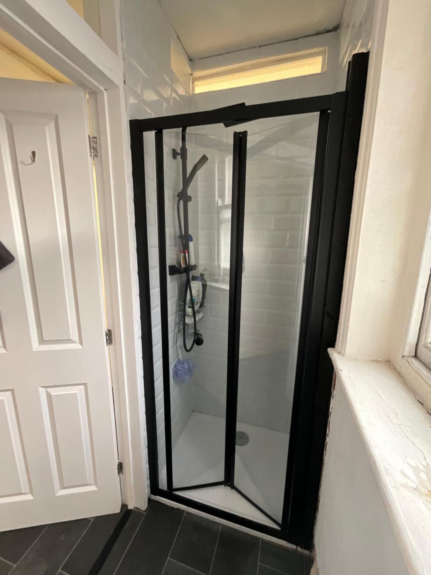 3 Flat Share Fitzrovia,