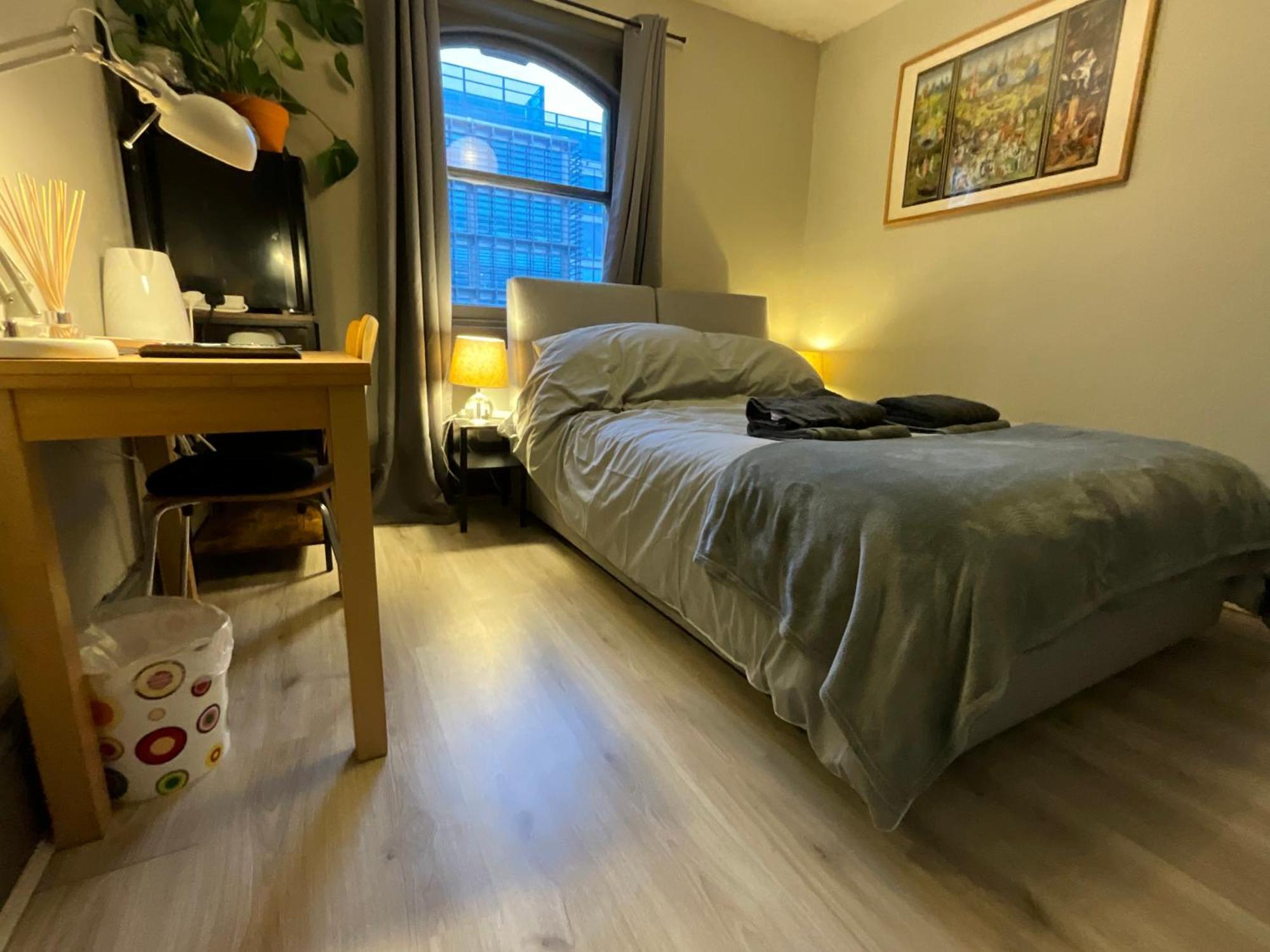 3 Flat Share Fitzrovia, Apartment London